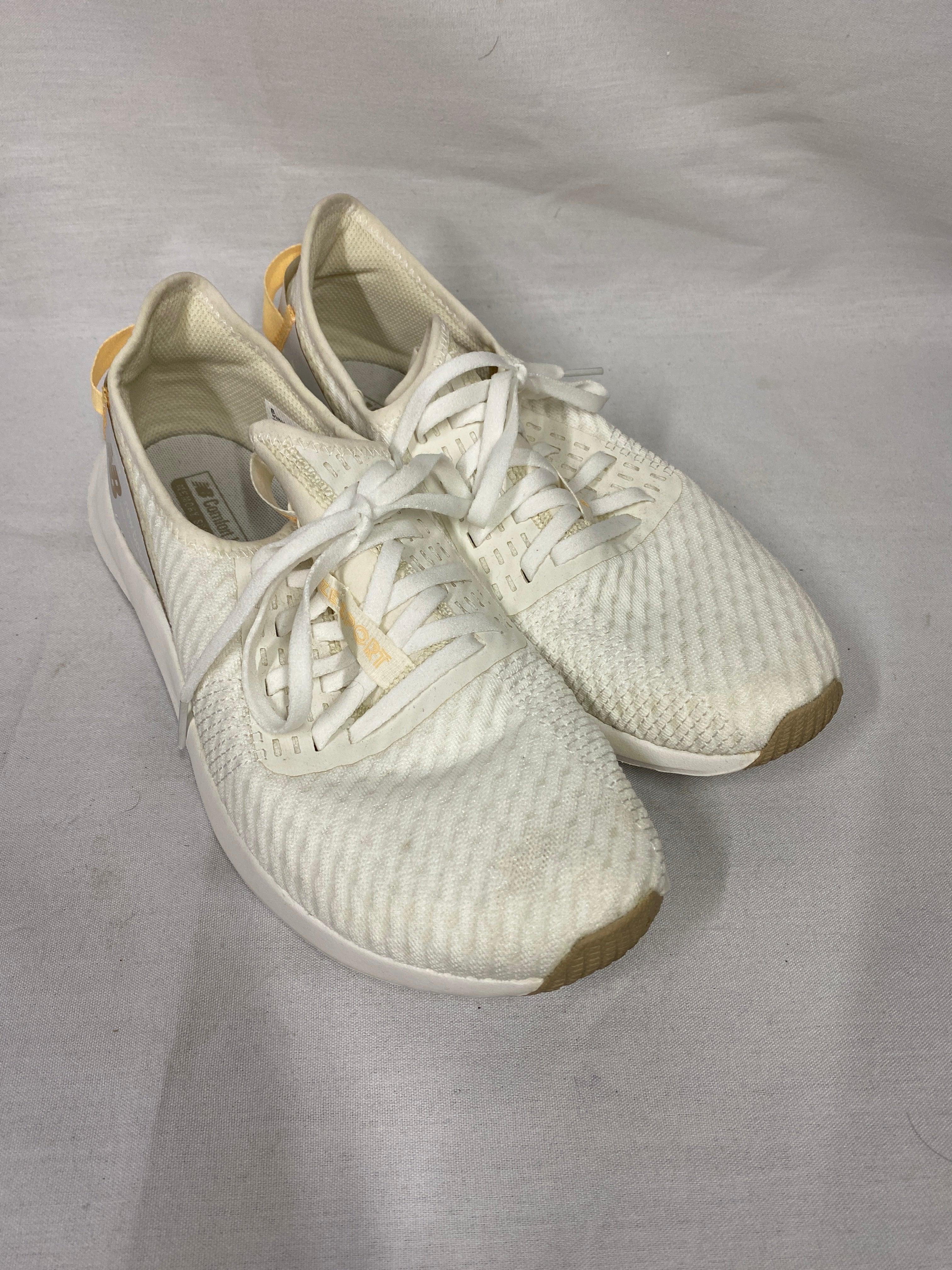New Balance White Dynasoft Nergize Sport V2 Training Shoe Women's Size 10