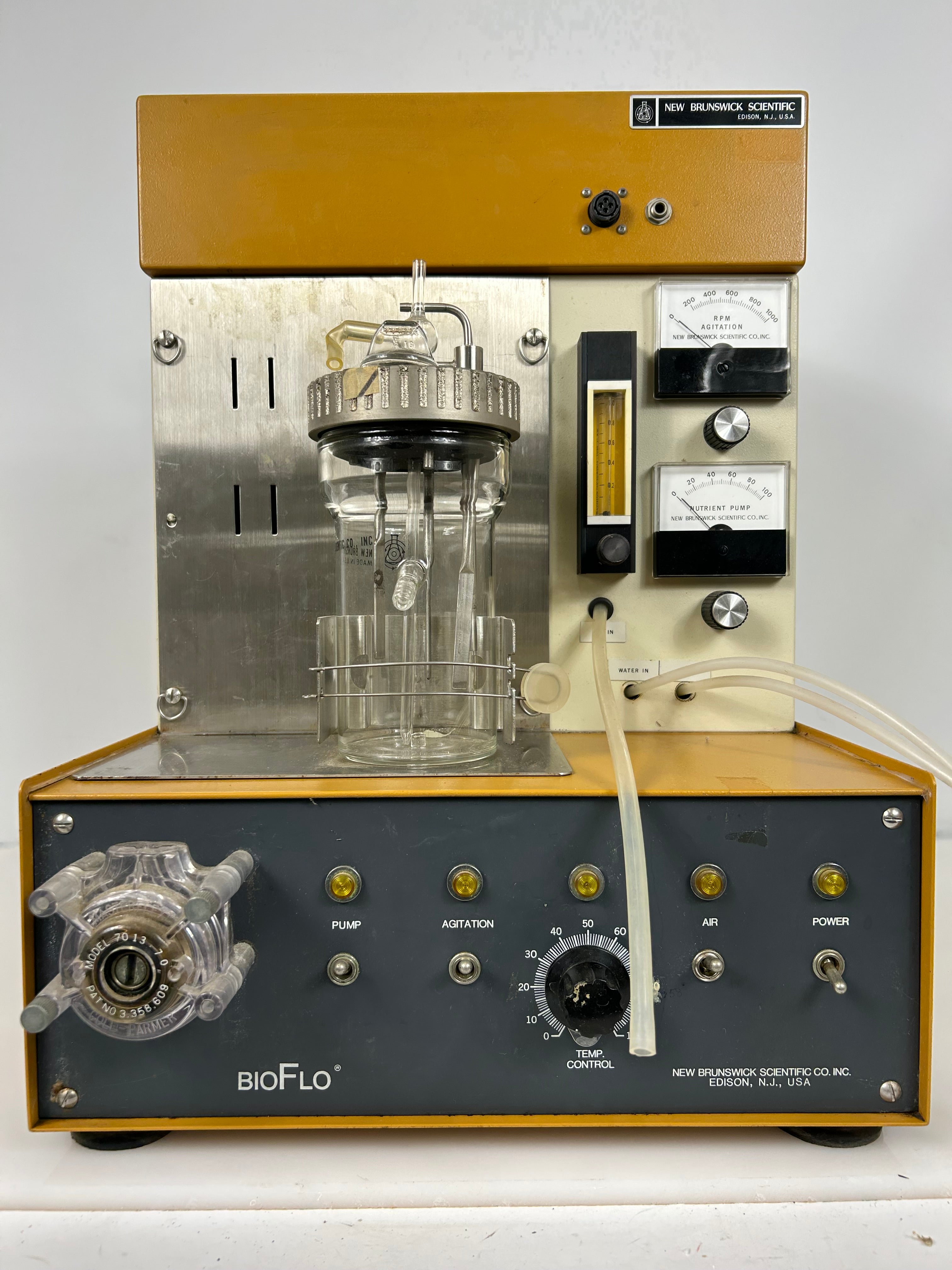 New Brunswick Scientific Bioflo Model C-30 C-32 M1052-0004