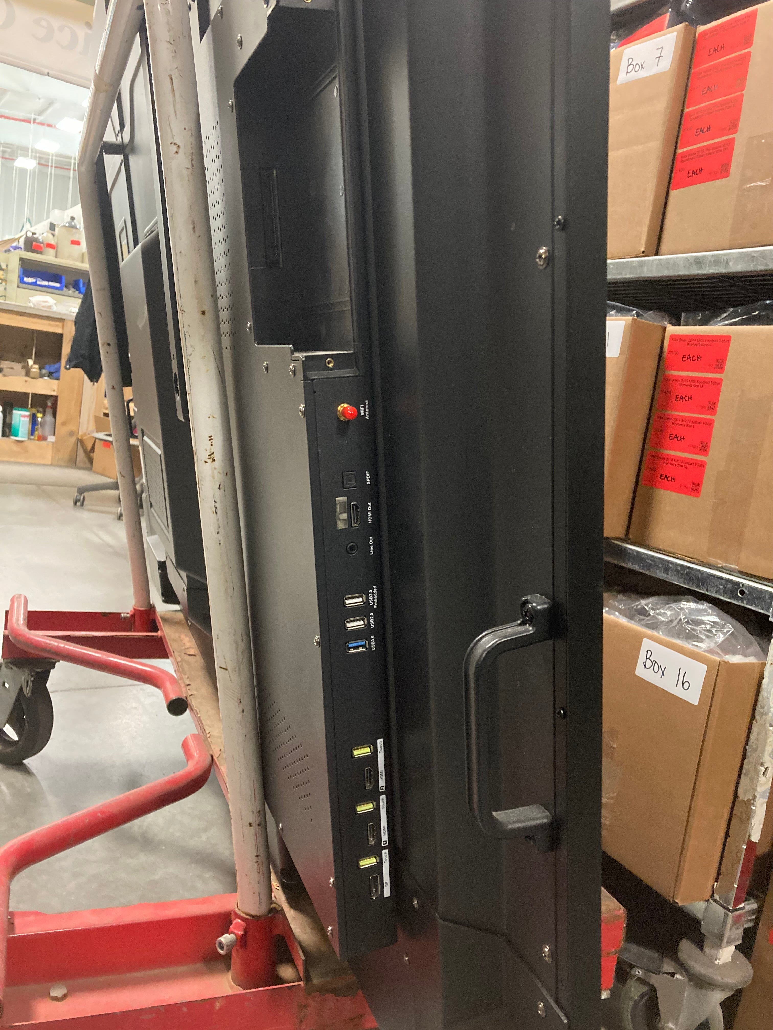 Newline Interactive 86" TruTouch X9 Unified Collaboration System #3 *Scuffed Screen*