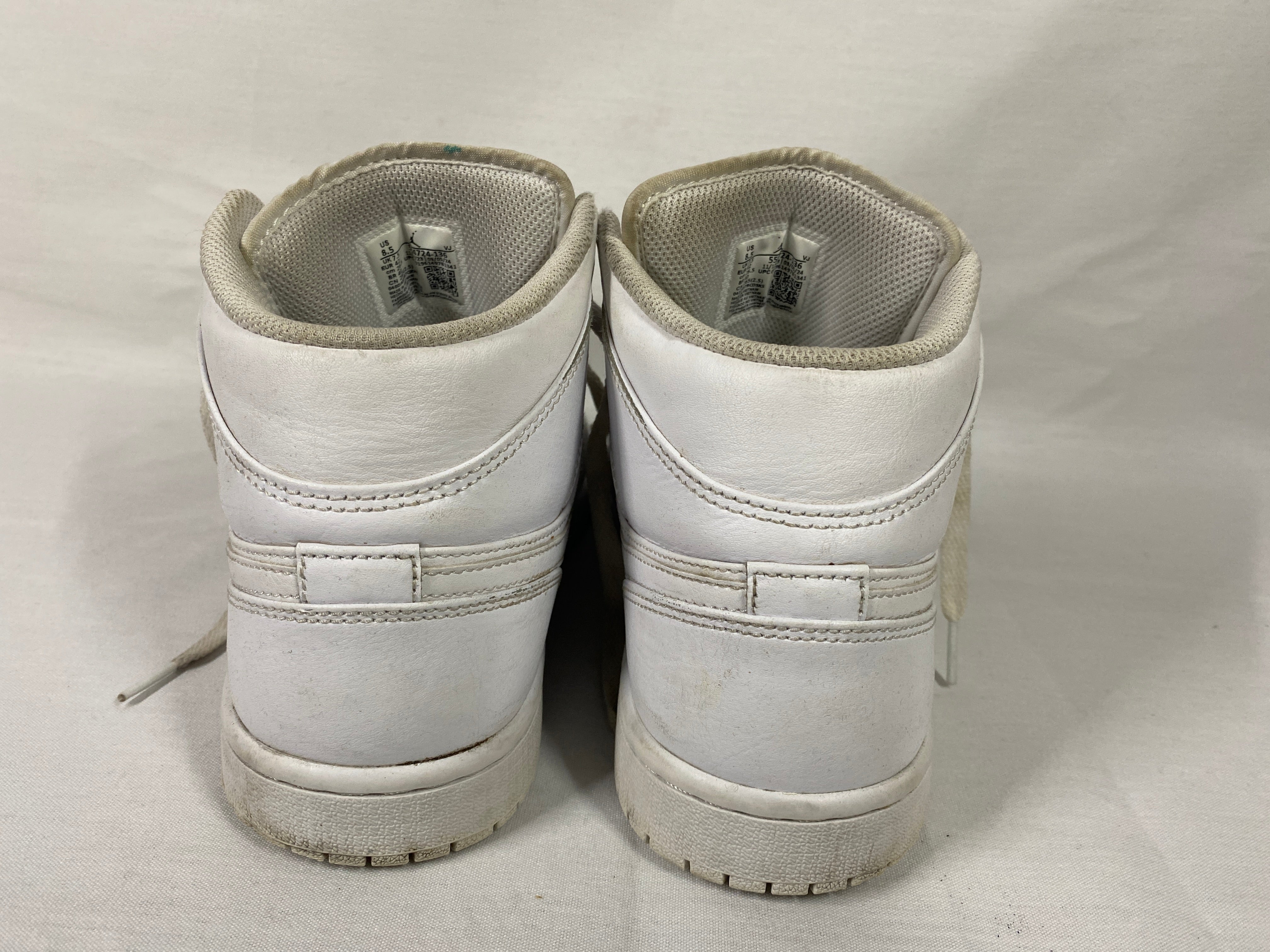 Nike Air Jordan 1 Mid Sneakers Triple White Men's Size 8.5