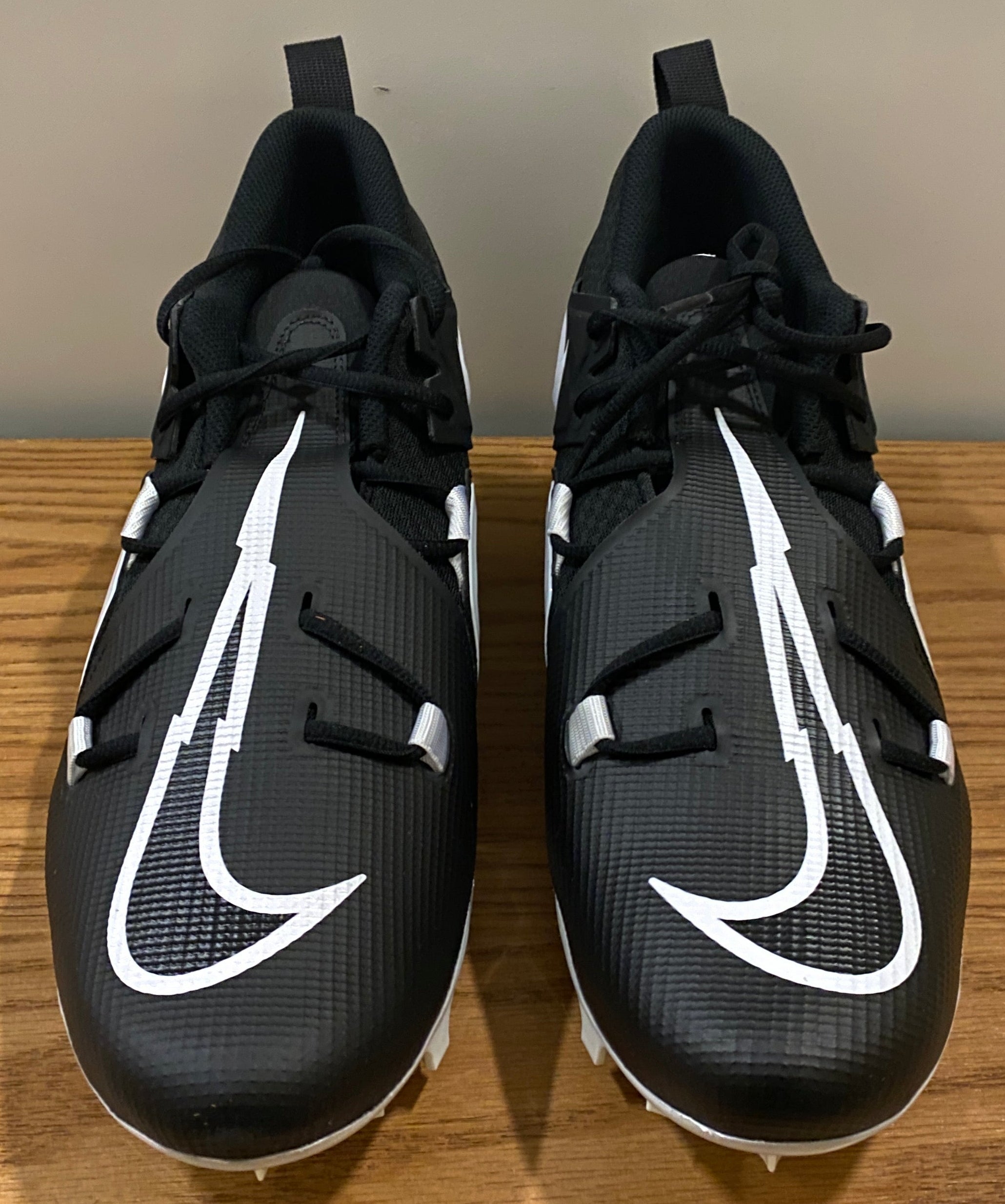 Nike Alpha Menace Pro 3 Football Cleats Size 11 (Black)