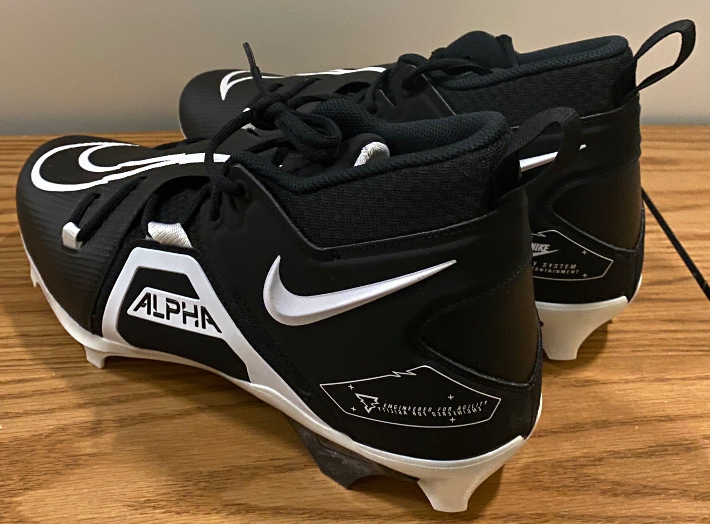Nike Alpha Menace Pro 3 Football Cleats Size 11 (Black)