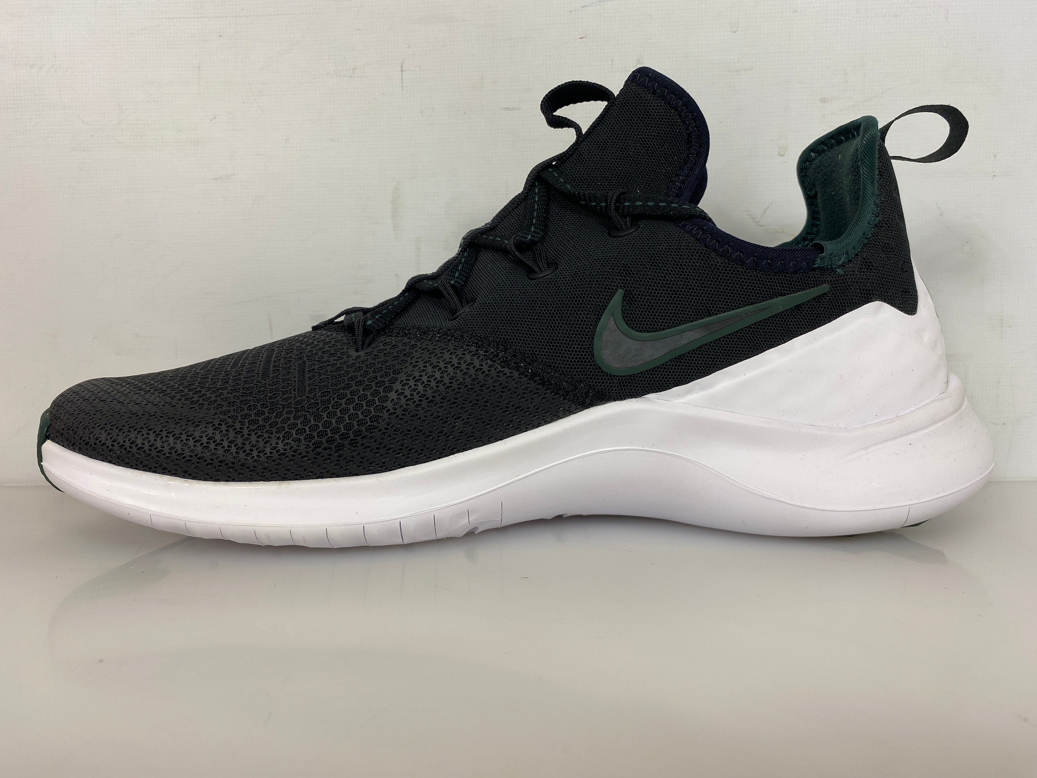 Nike Black Free TR 8 Shoes Women's Size 11