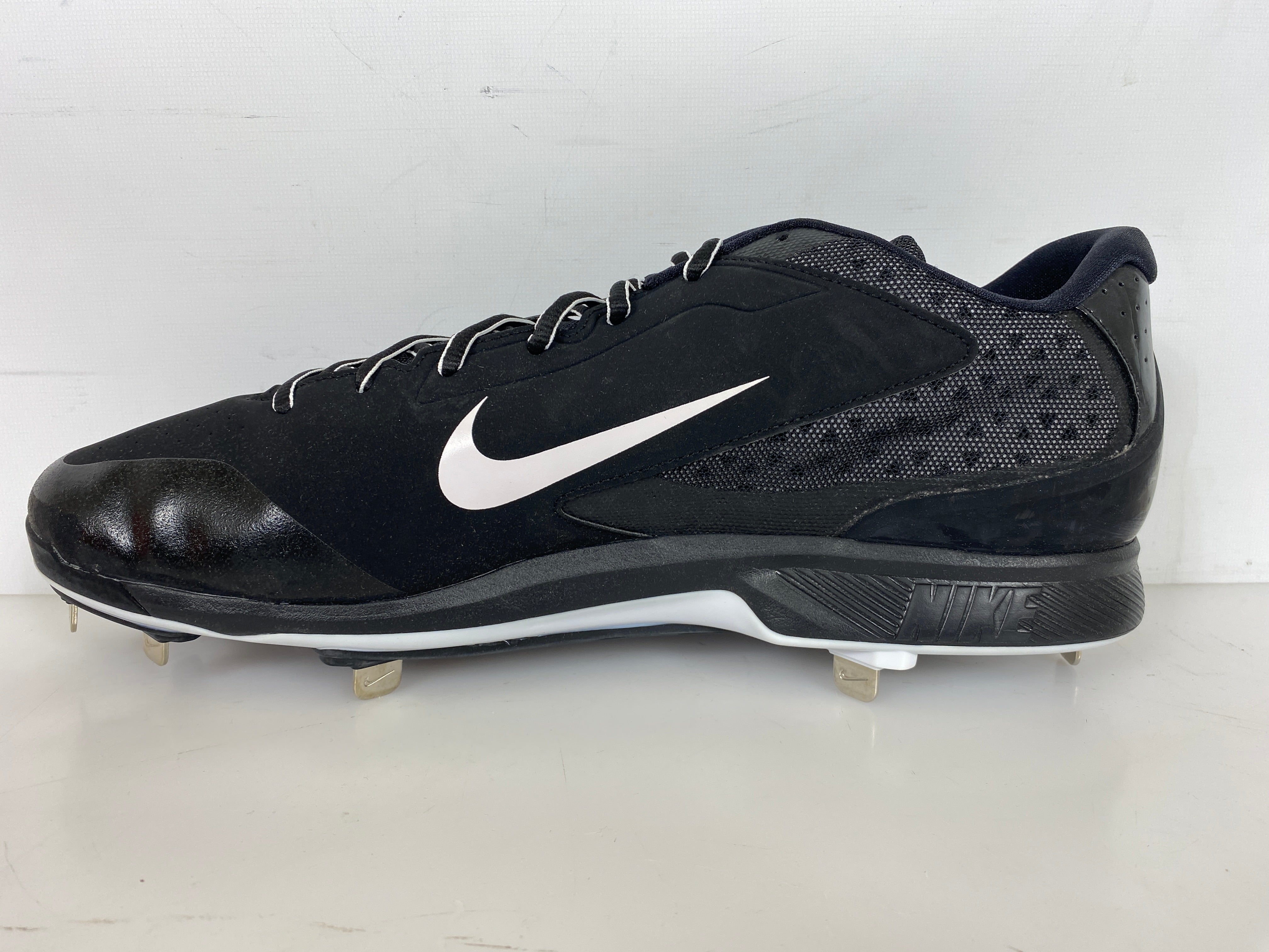 Nike Black Hurache Pro Low Baseball Cleats Men's Size 15