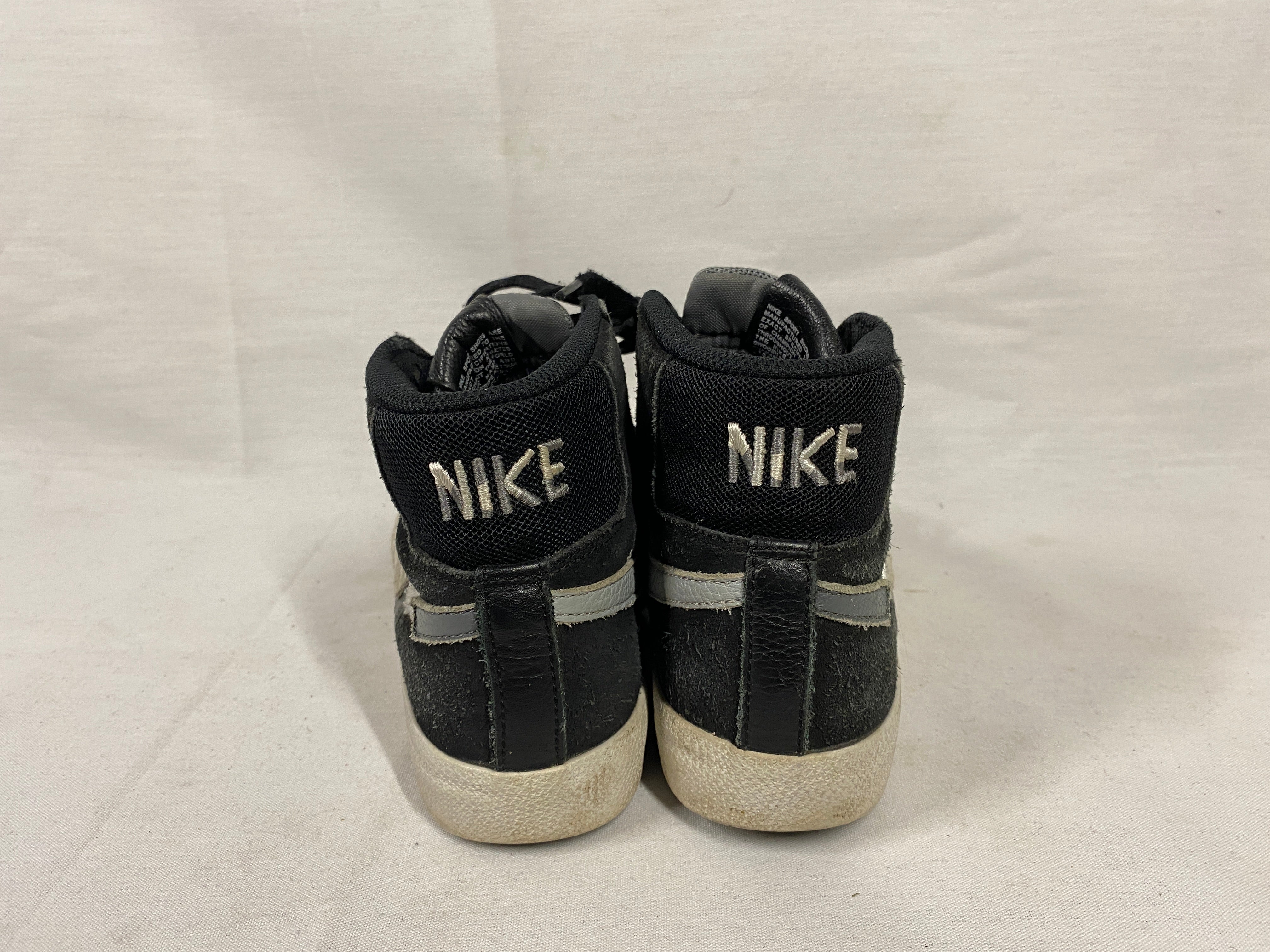 Nike Black SB Zoom Blazer Mid Premium Men's Size 5.5
