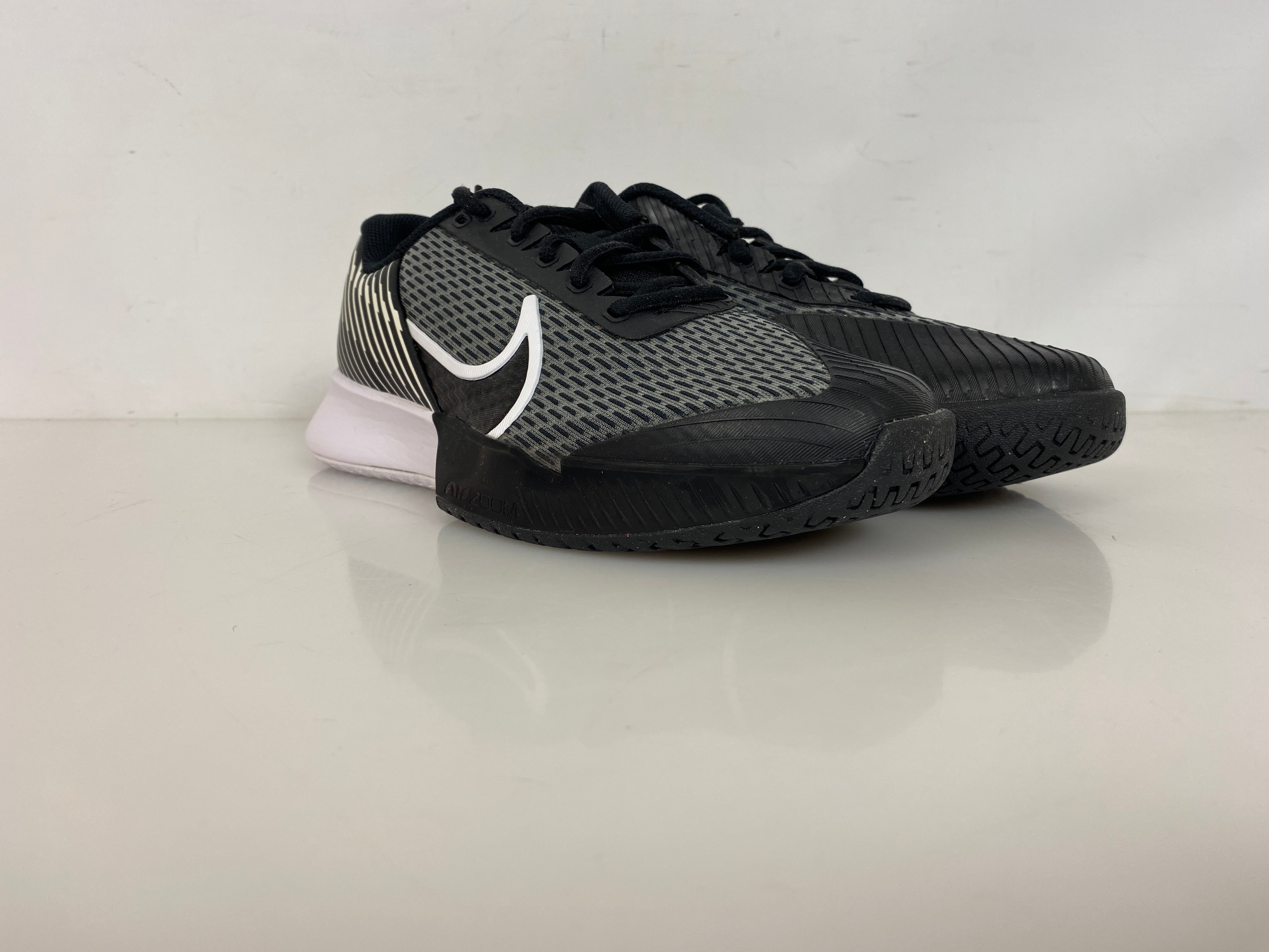 Nike Black Zoom Vapor Pro 2 HC Tennis Shoes Women's Size 8