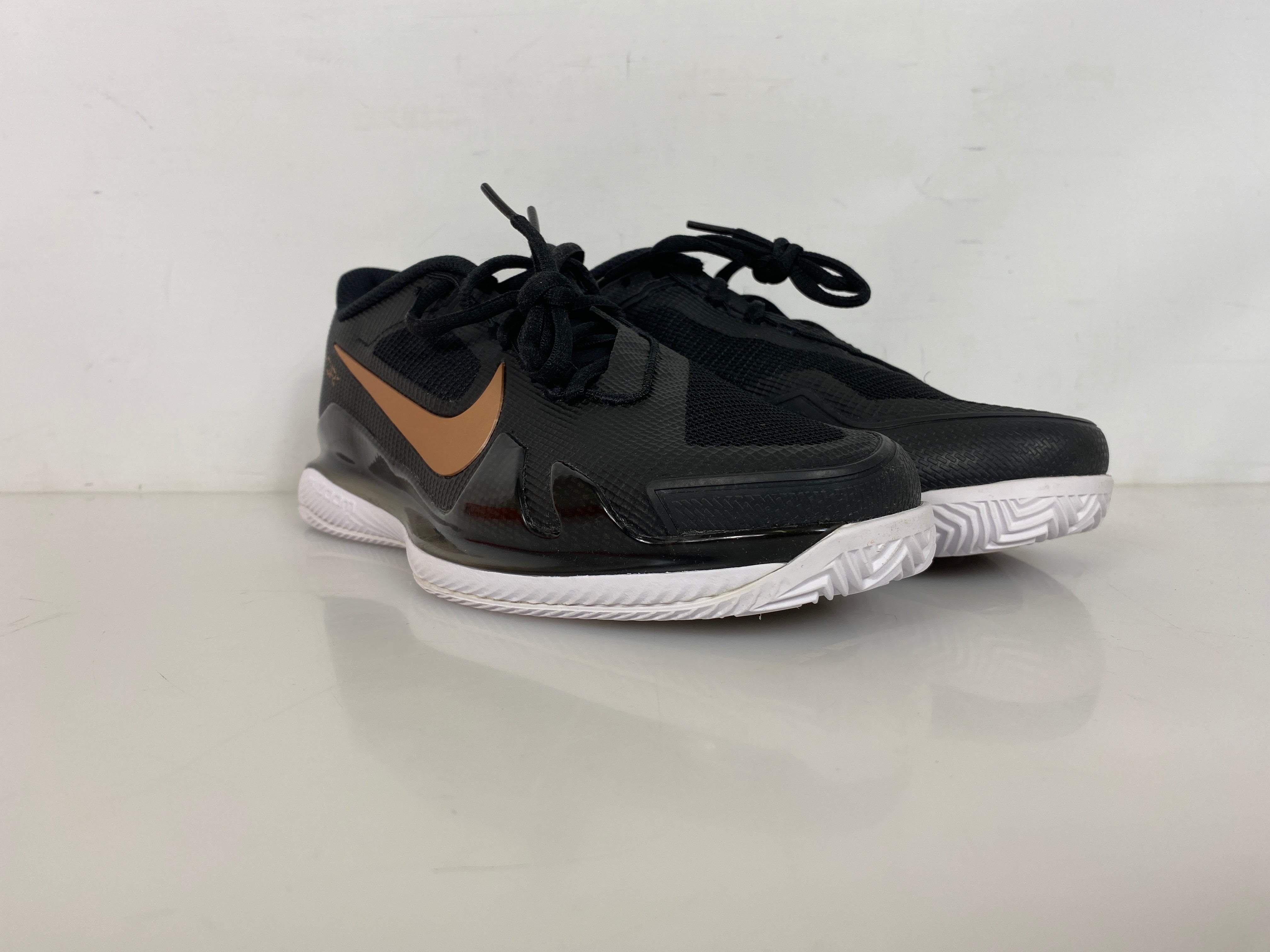 Nike Black Zoom Vapor Pro Clay Women's Size 8
