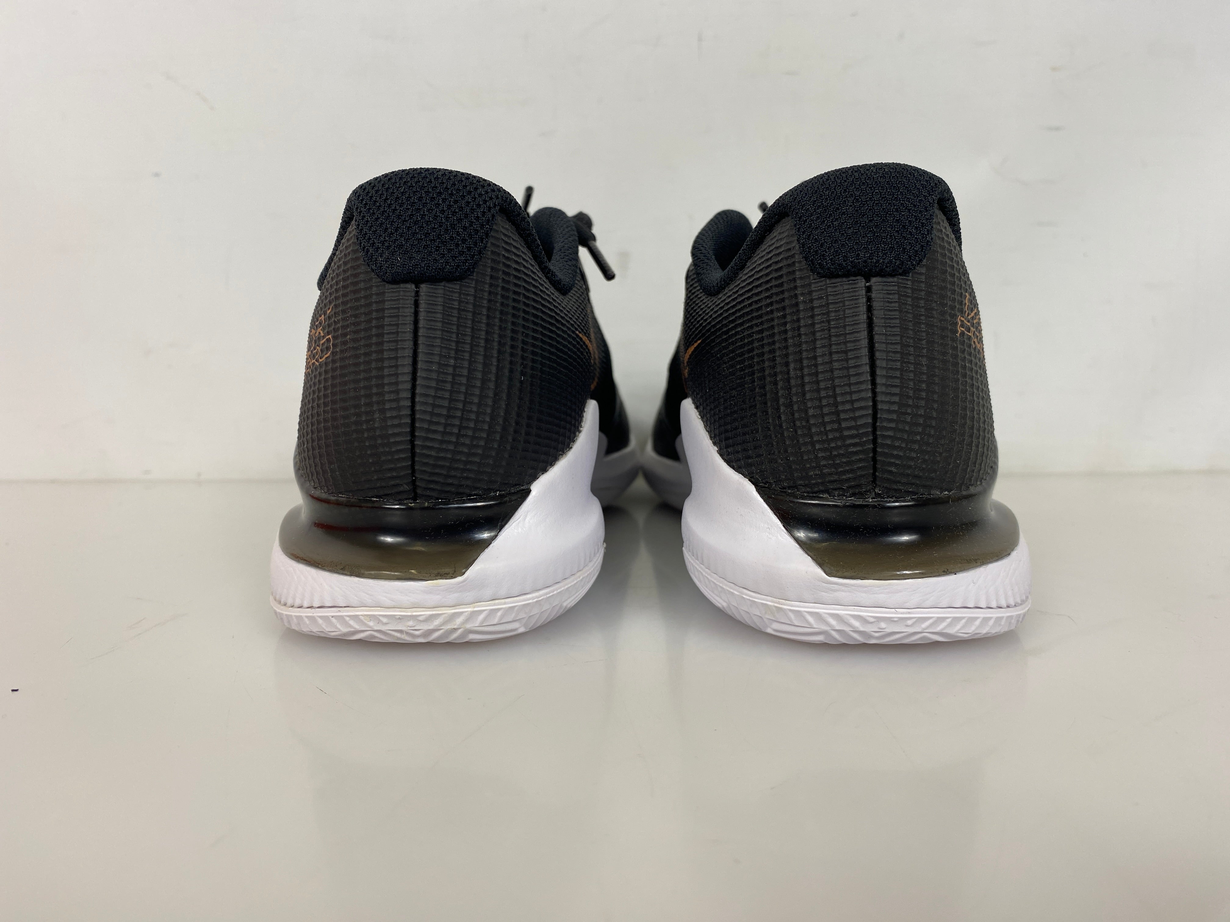 Nike Black Zoom Vapor Pro Clay Women's Size 8