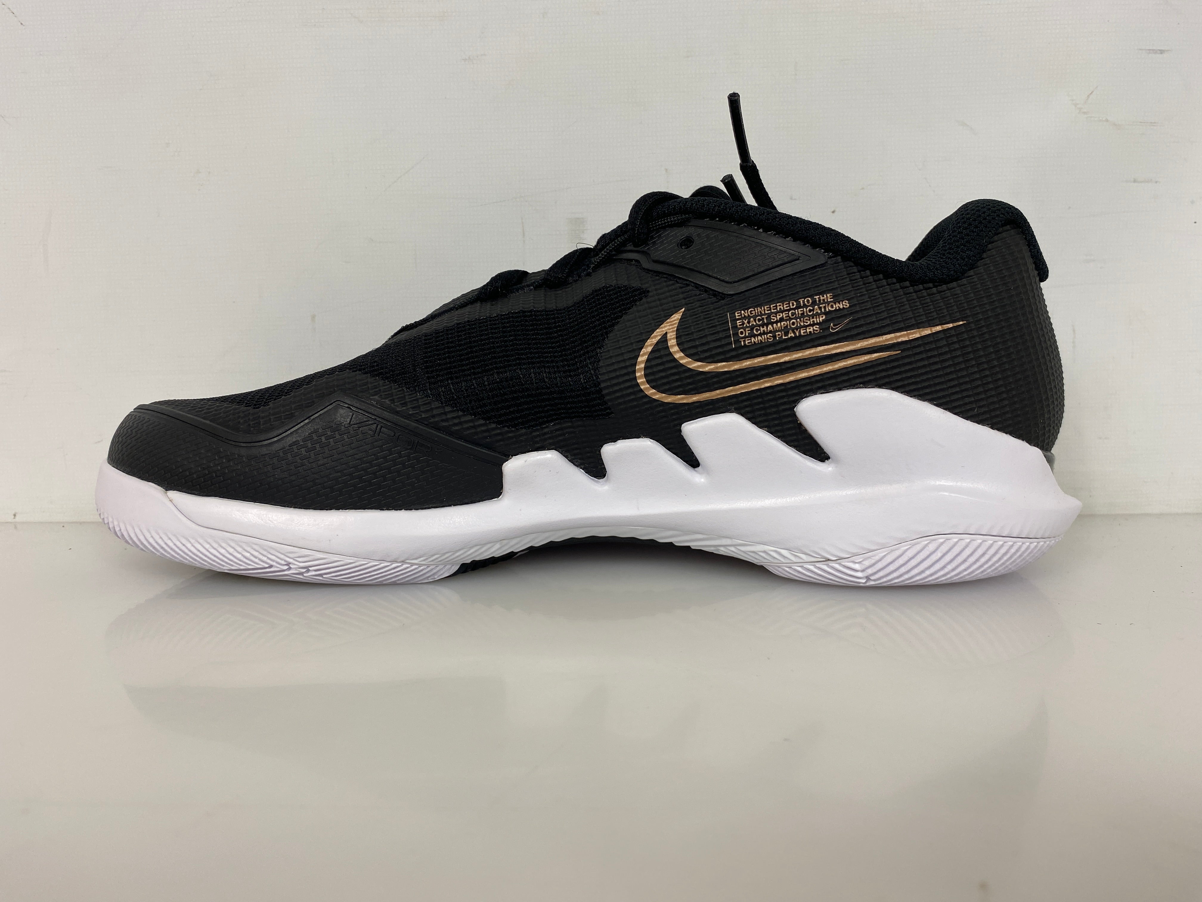 Nike Black Zoom Vapor Pro HC Tennis Shoes Women's Size 8.5