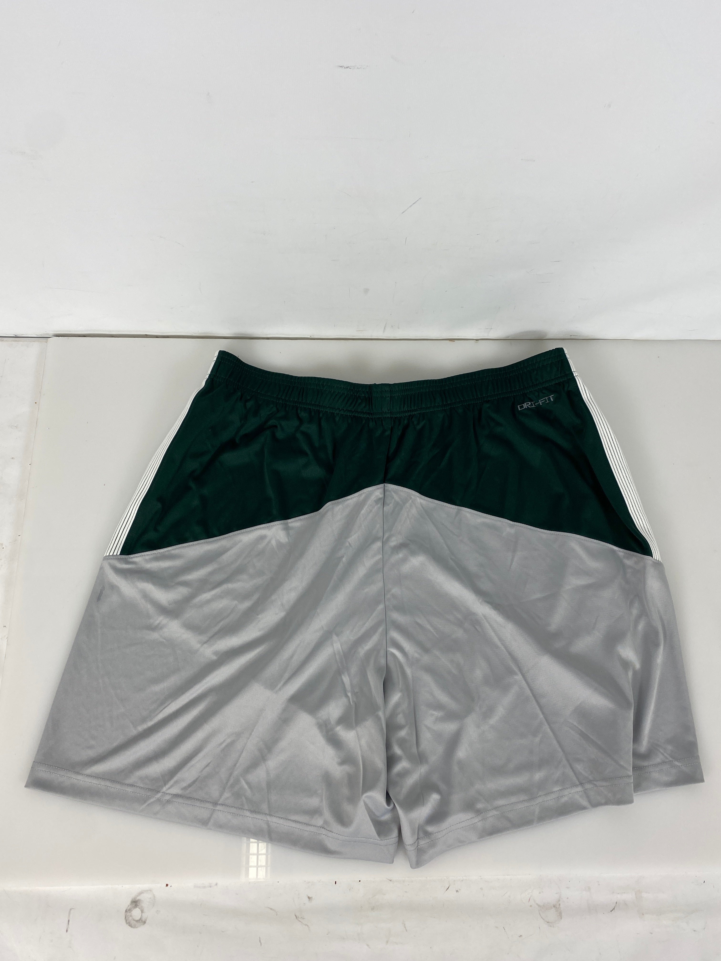 Nike Dri-fit Green and Light Grey Athletic Shorts Size XL *NEW*