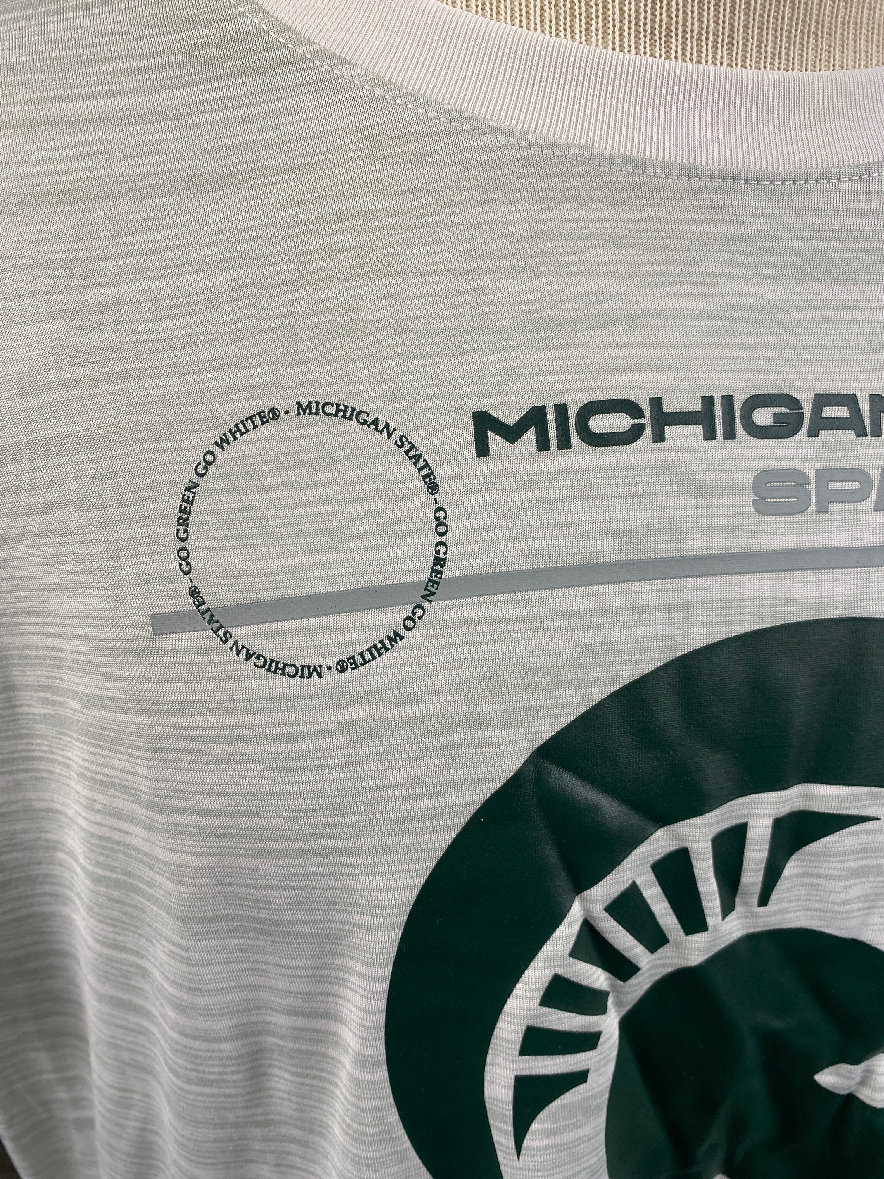 Nike Dri-Fit  Michigan State Spartans Short Sleeve Shirt Women's Size 2XL *NEW*