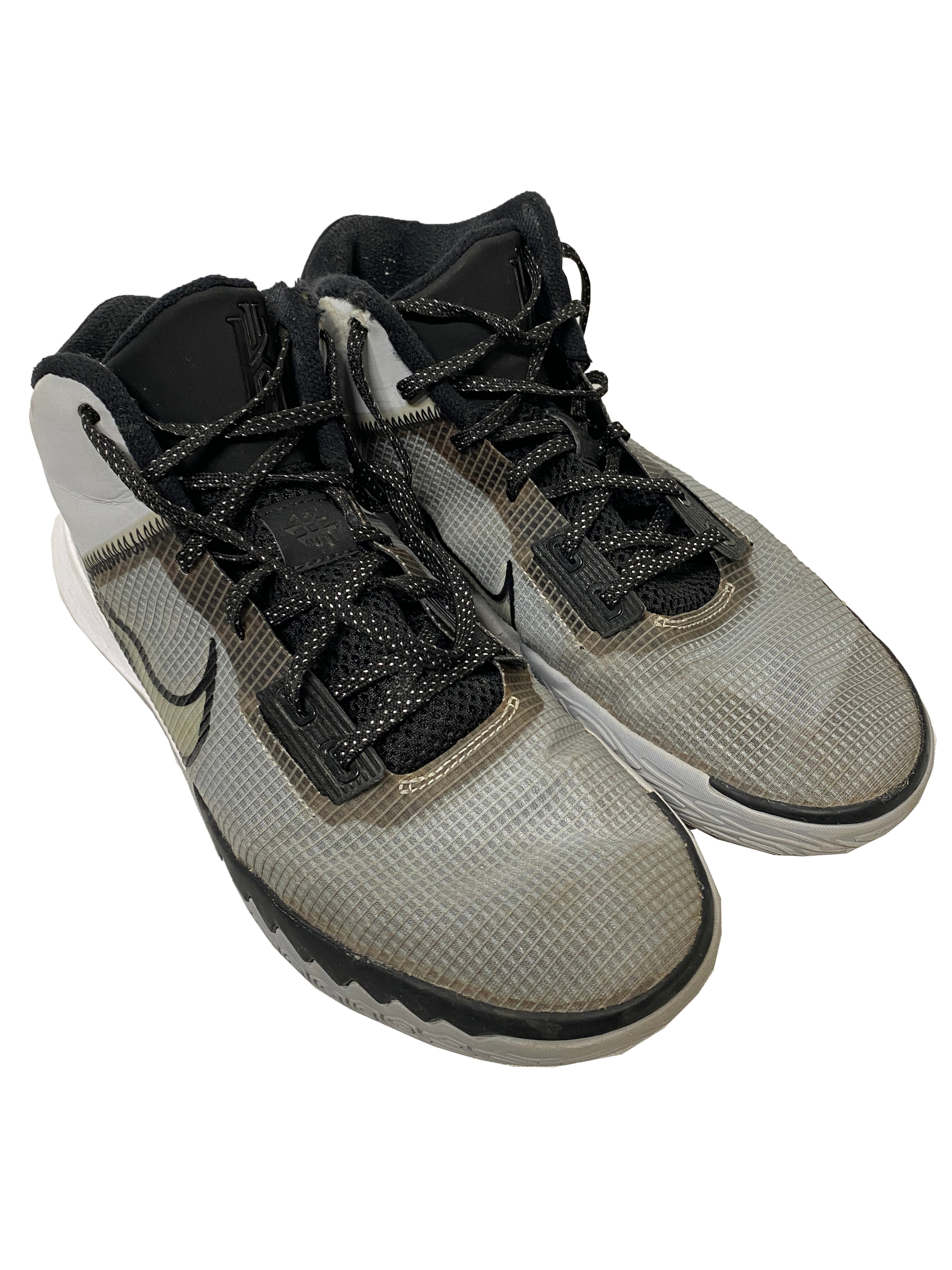 Nike Kyrie Flytrap 4 Basketball Shoes Wolf Gray and White Men's Size 9