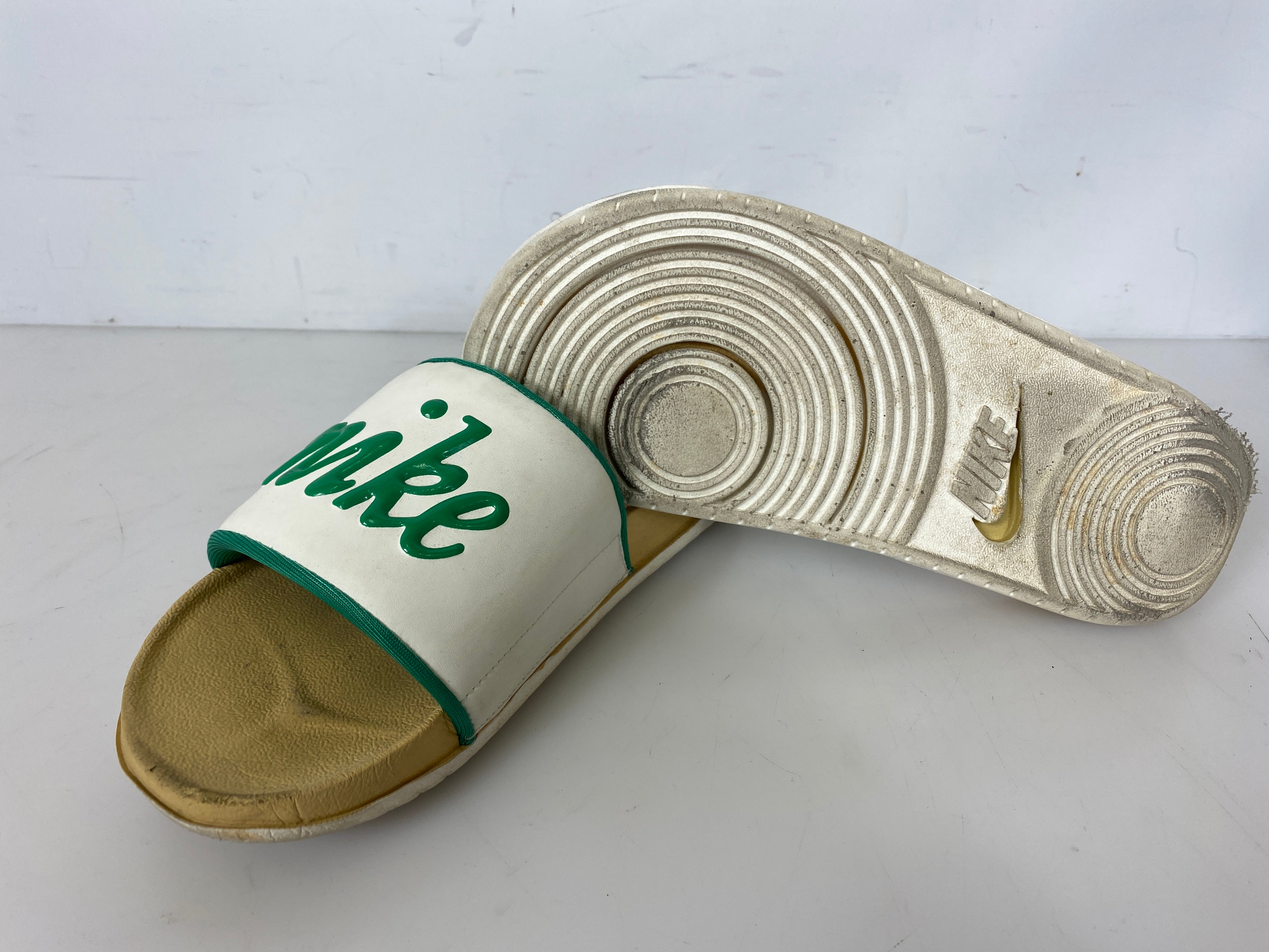 Nike Offcourt Slides Women's Size 8