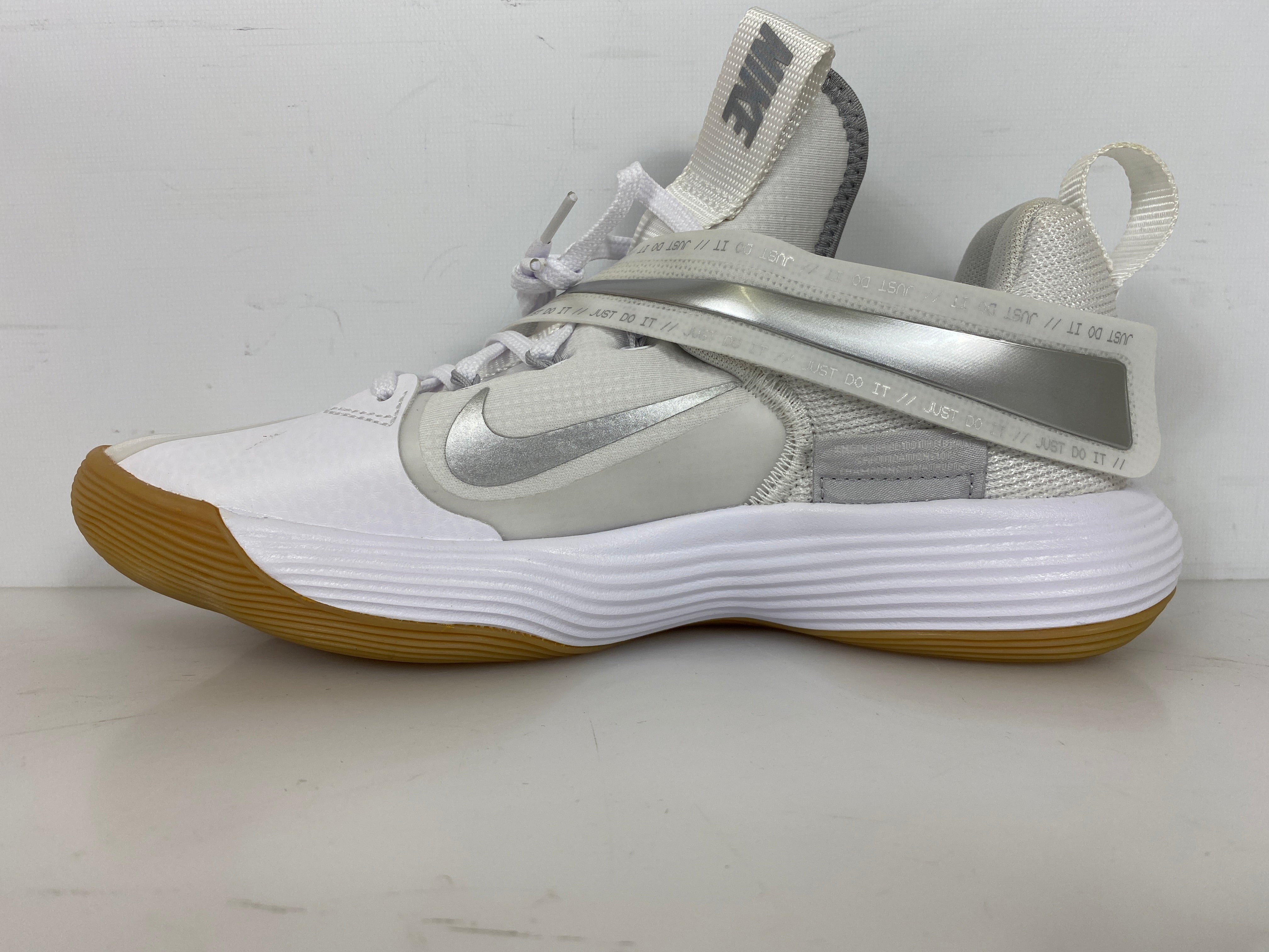 Nike White React Hyperset SE Volleyball Shoes Men's Size 7.5
