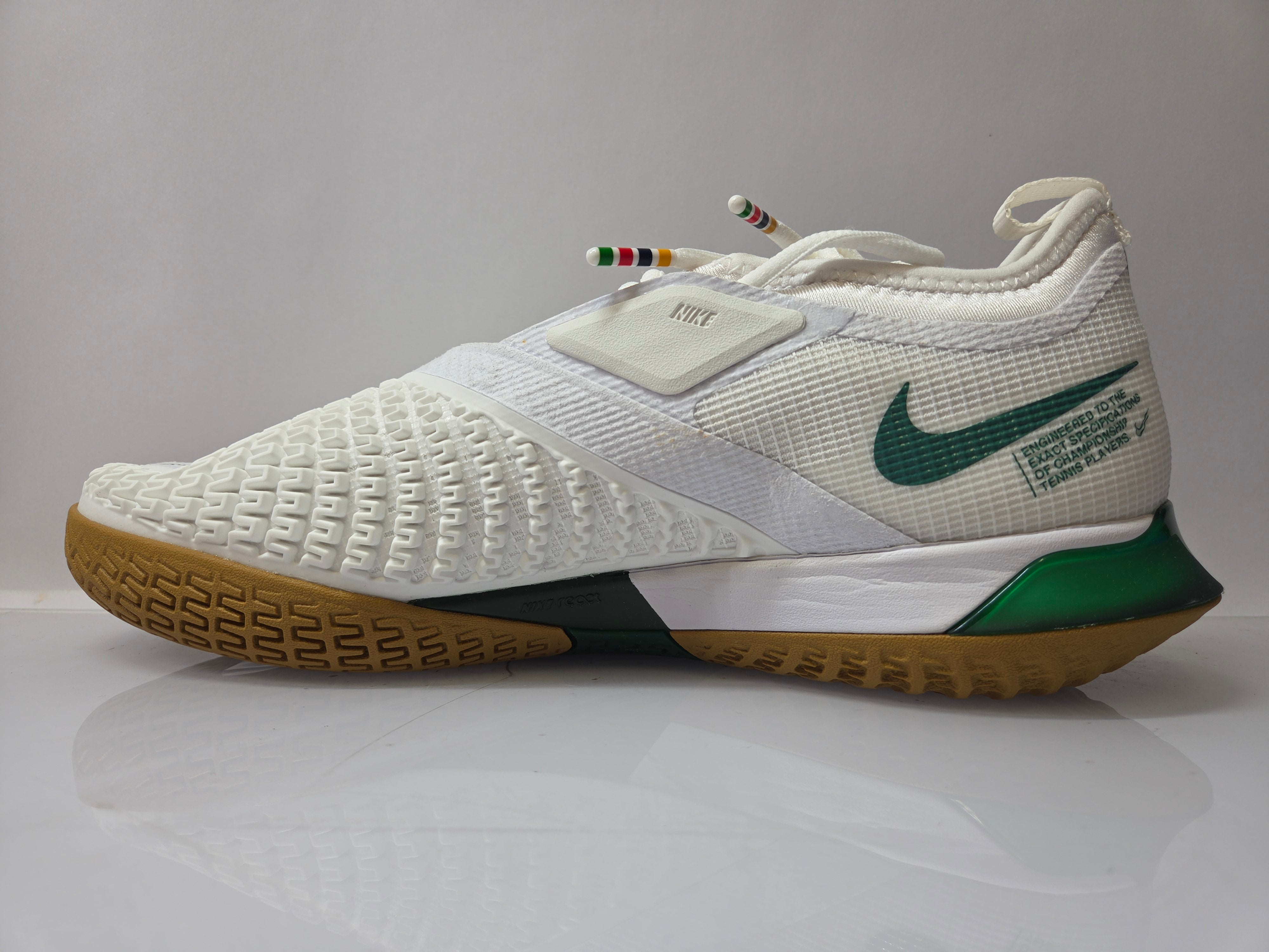 Nike White React Vapor NXT HC Tennis Shoes Women's Size 10