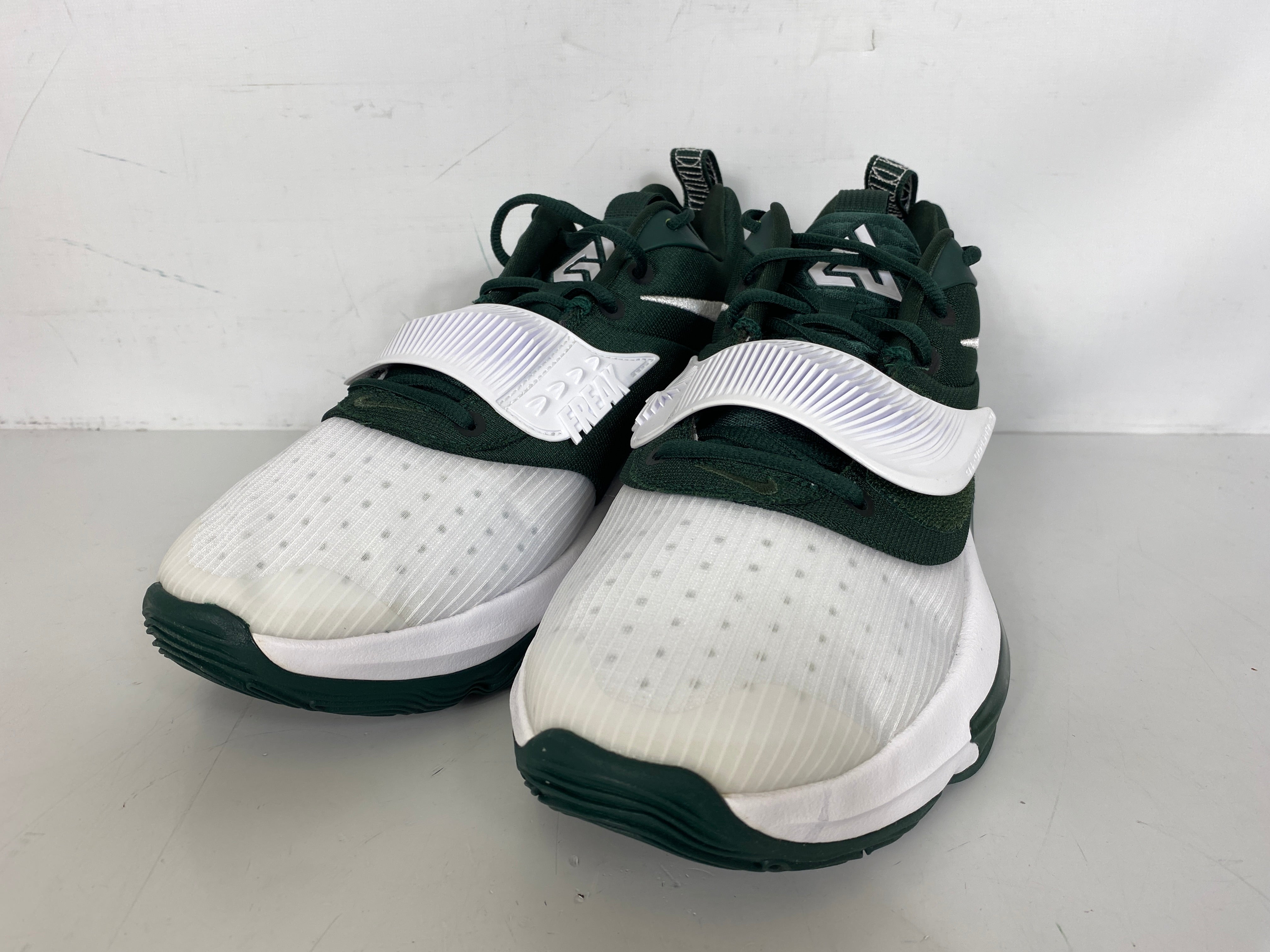 Nike White Zoom Freak 3 Basketball Shoes Men's Size 14