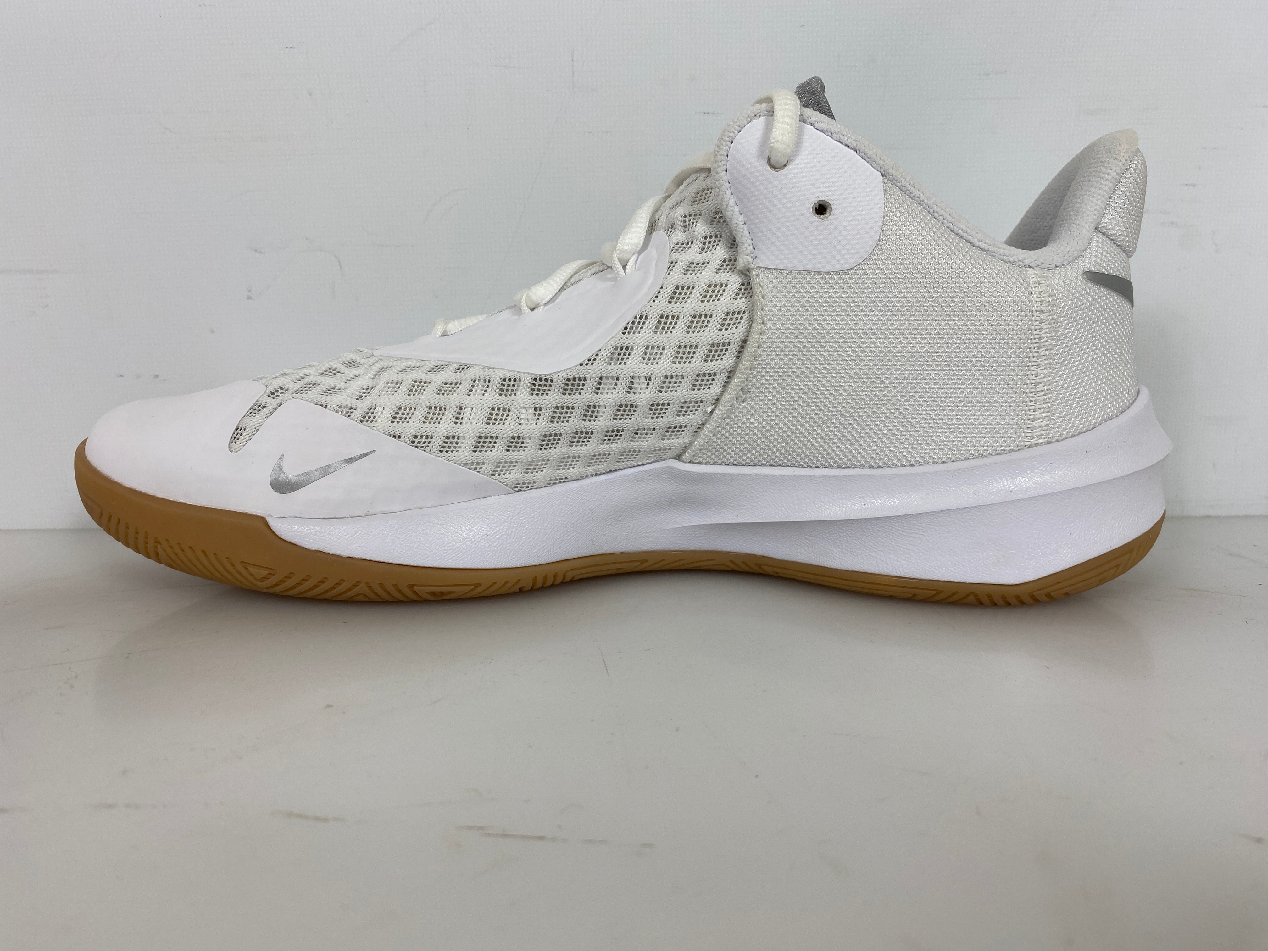 Nike White Zoom Hyperspeed Court SE Volleyball Shoes Men's Size 10