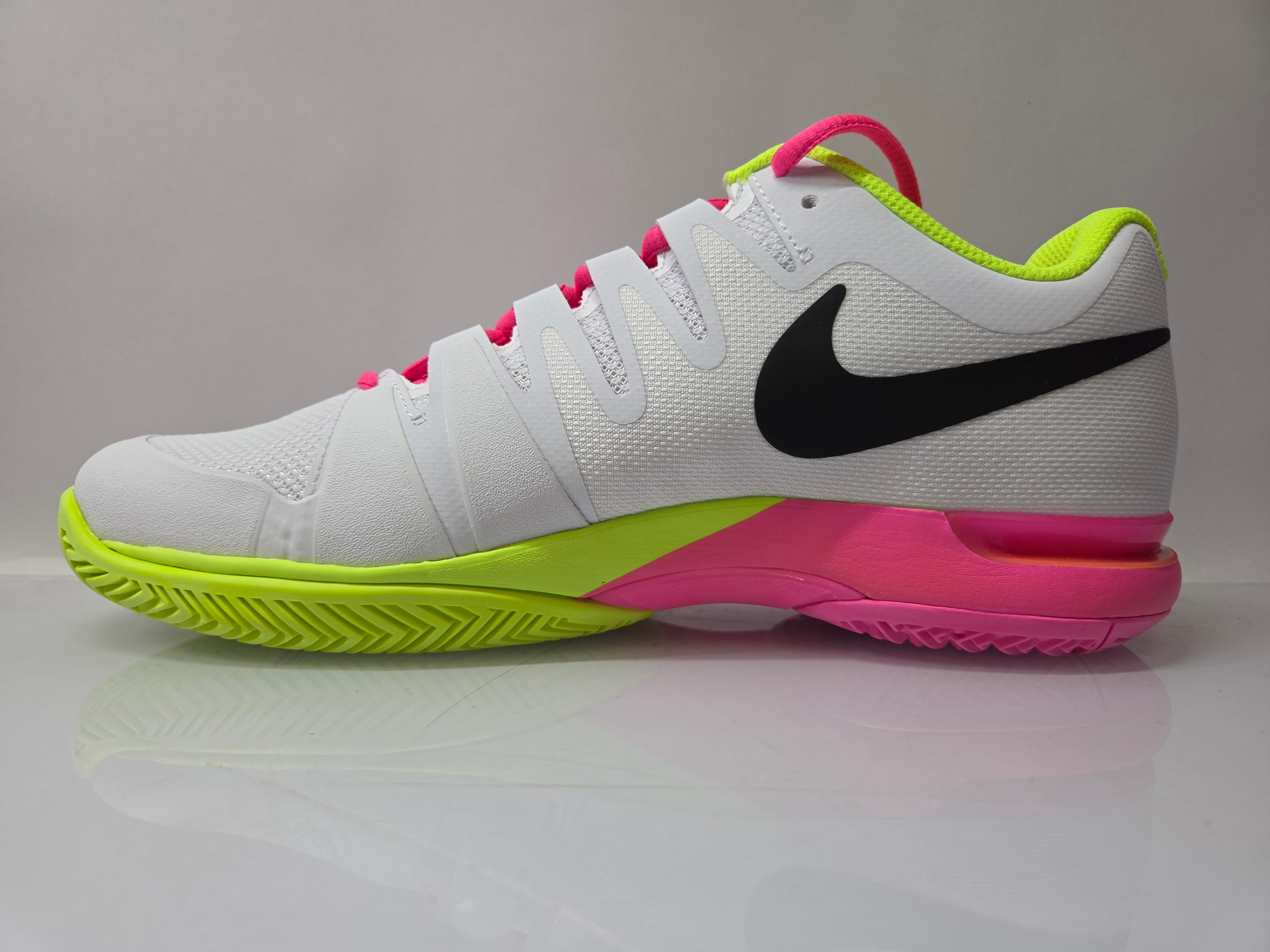 Nike White Zoom Vapor 9.5 Tour Tennis Shoes Women's Size 10.5
