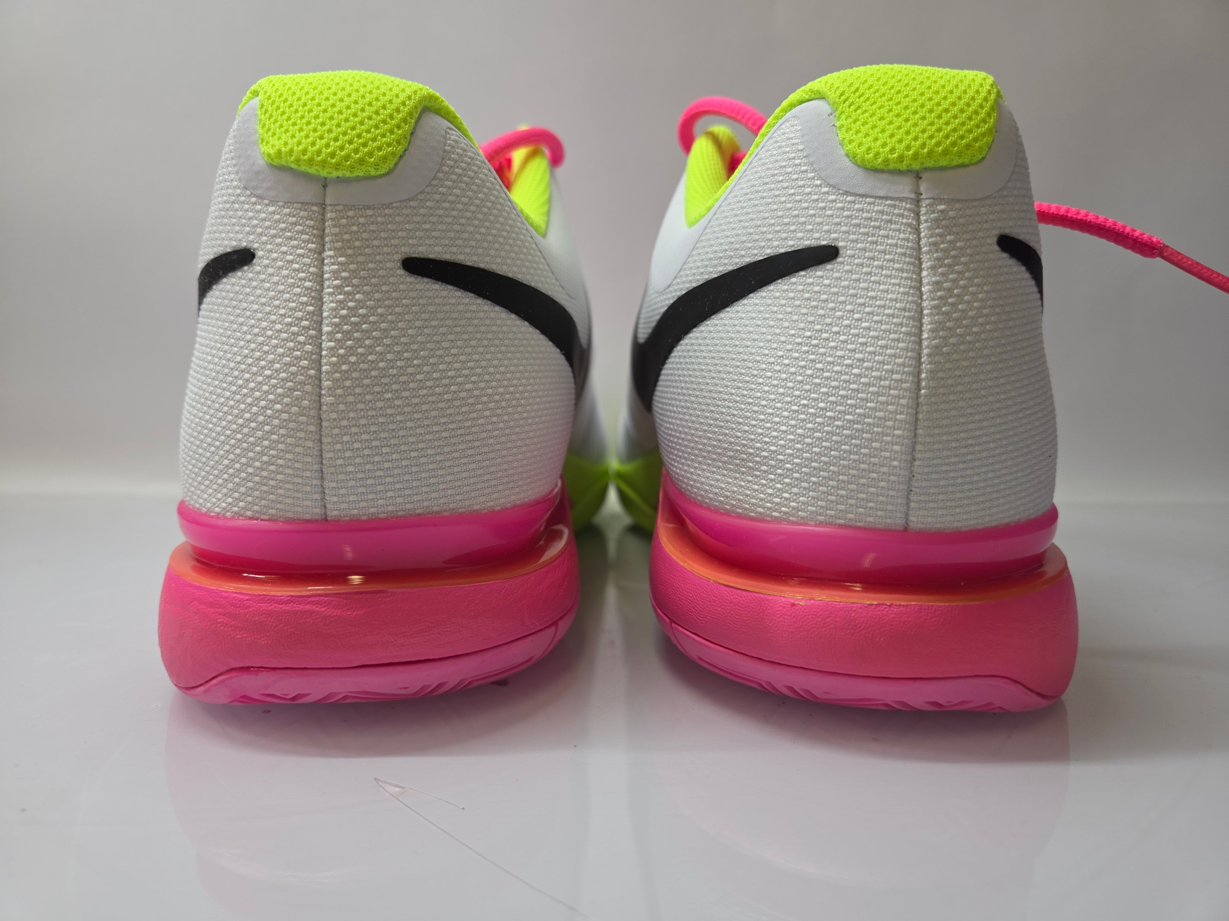 Nike White Zoom Vapor 9.5 Tour Tennis Shoes Women's Size 10.5