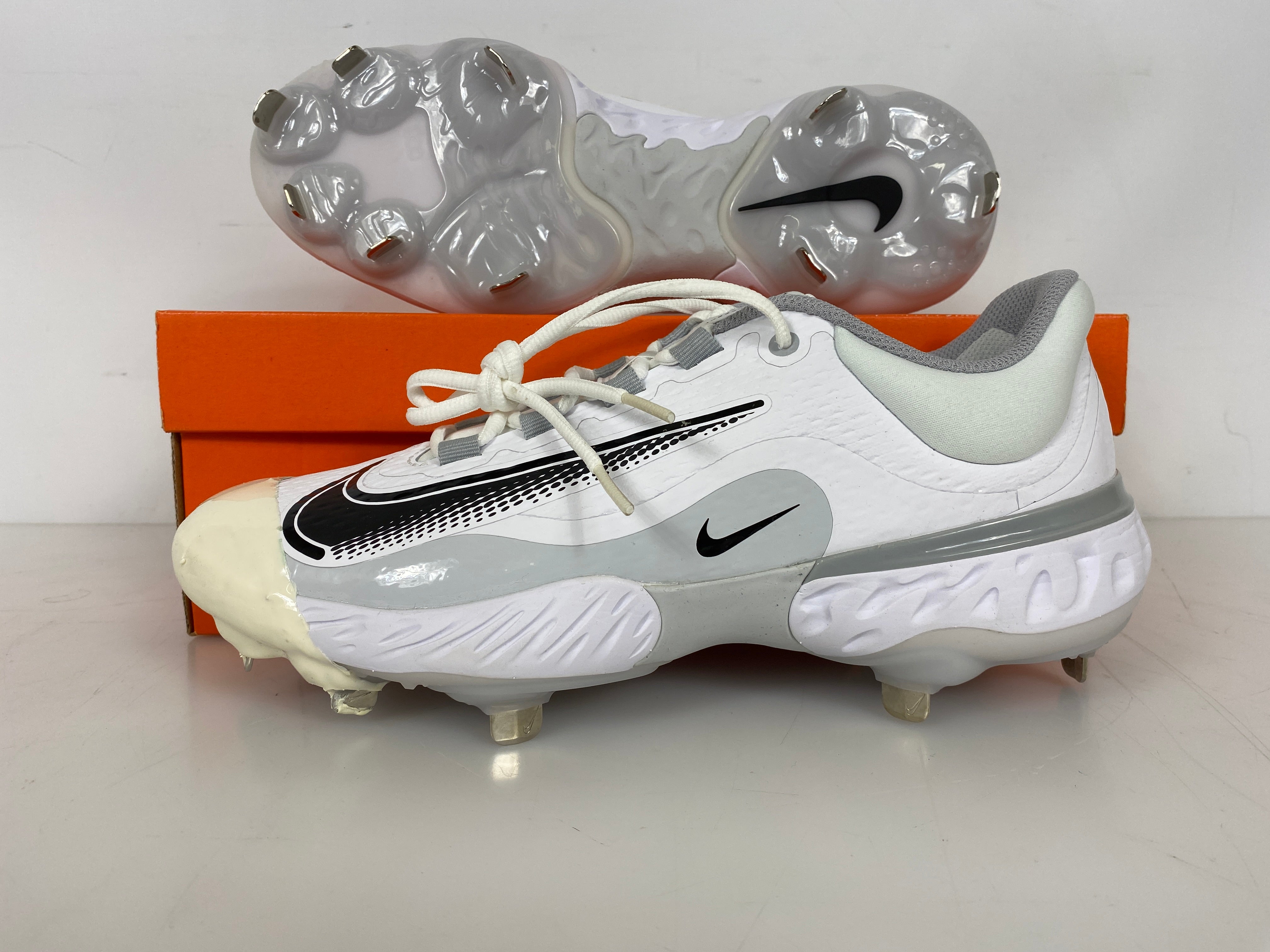 Nike White/Black Alpha Hurache Elite 4 Low Baseball Cleats Men's Size 7