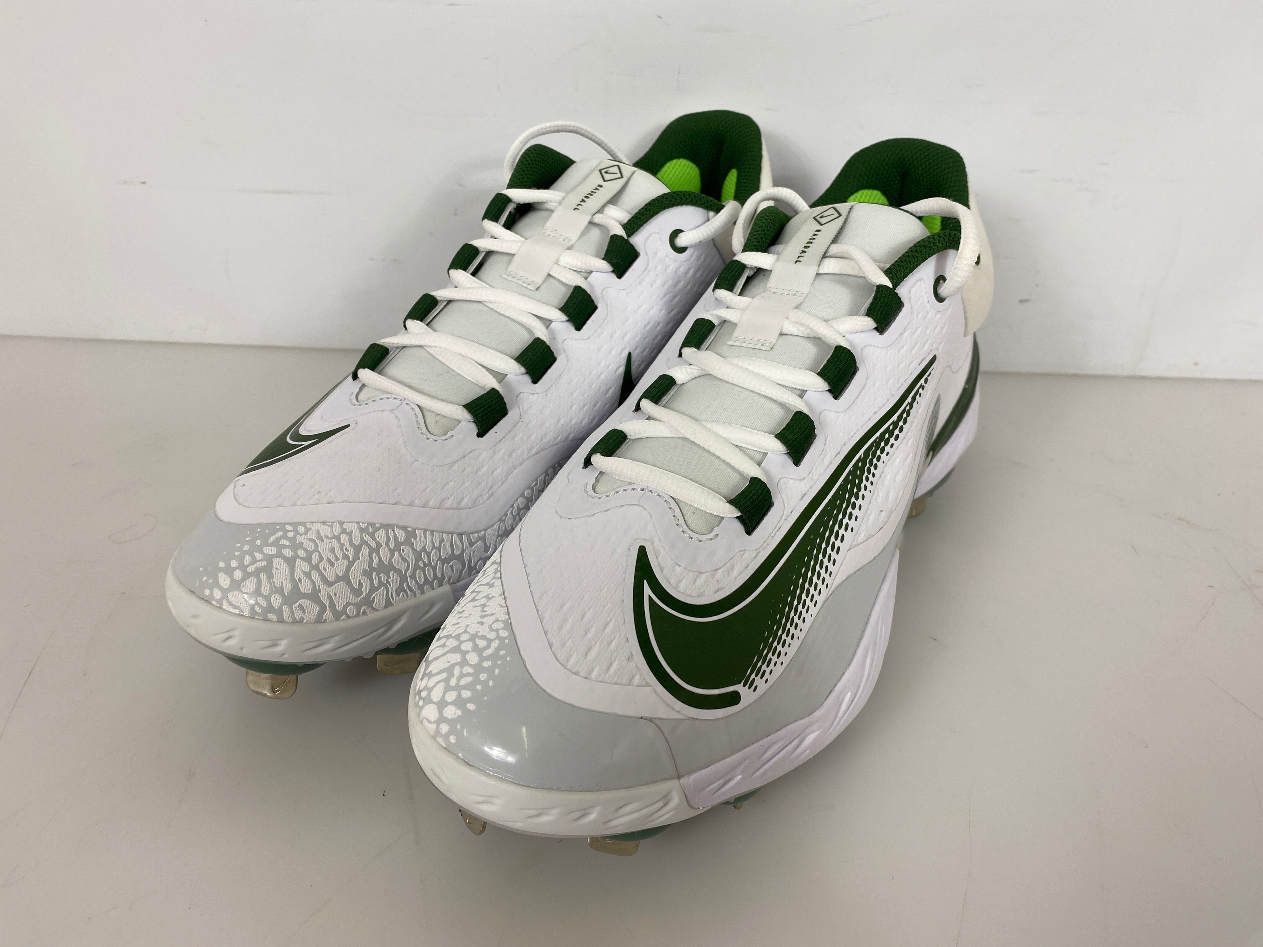 Nike White/Green Alpha Hurache Elite 4 Low Baseball Cleats Men's Size 13.5