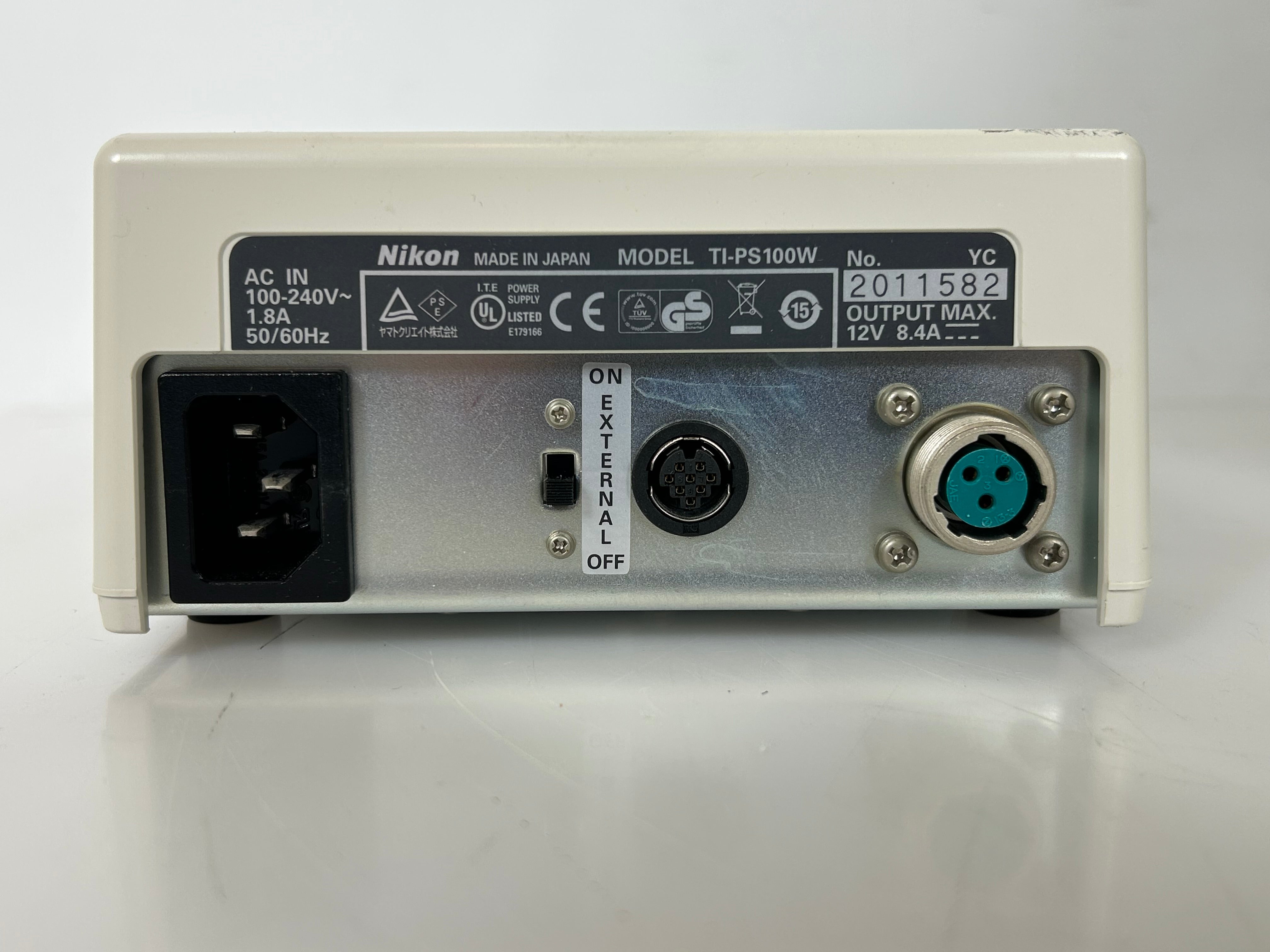 Nikon Eclipse TE2000-U Inverted Research Microscope *For Parts Only*