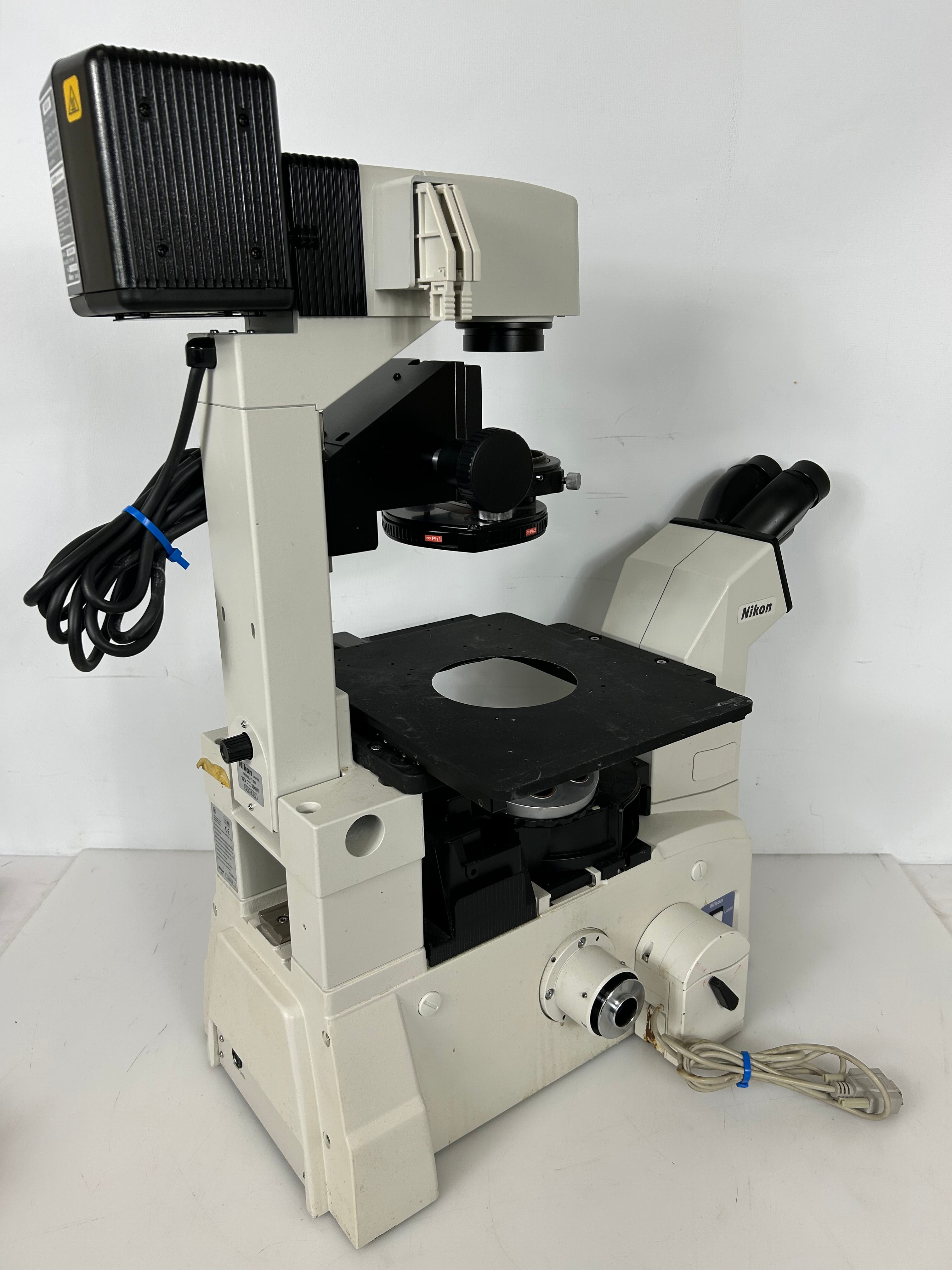 Nikon Eclipse TE2000-U Inverted Research Microscope *For Parts Only*