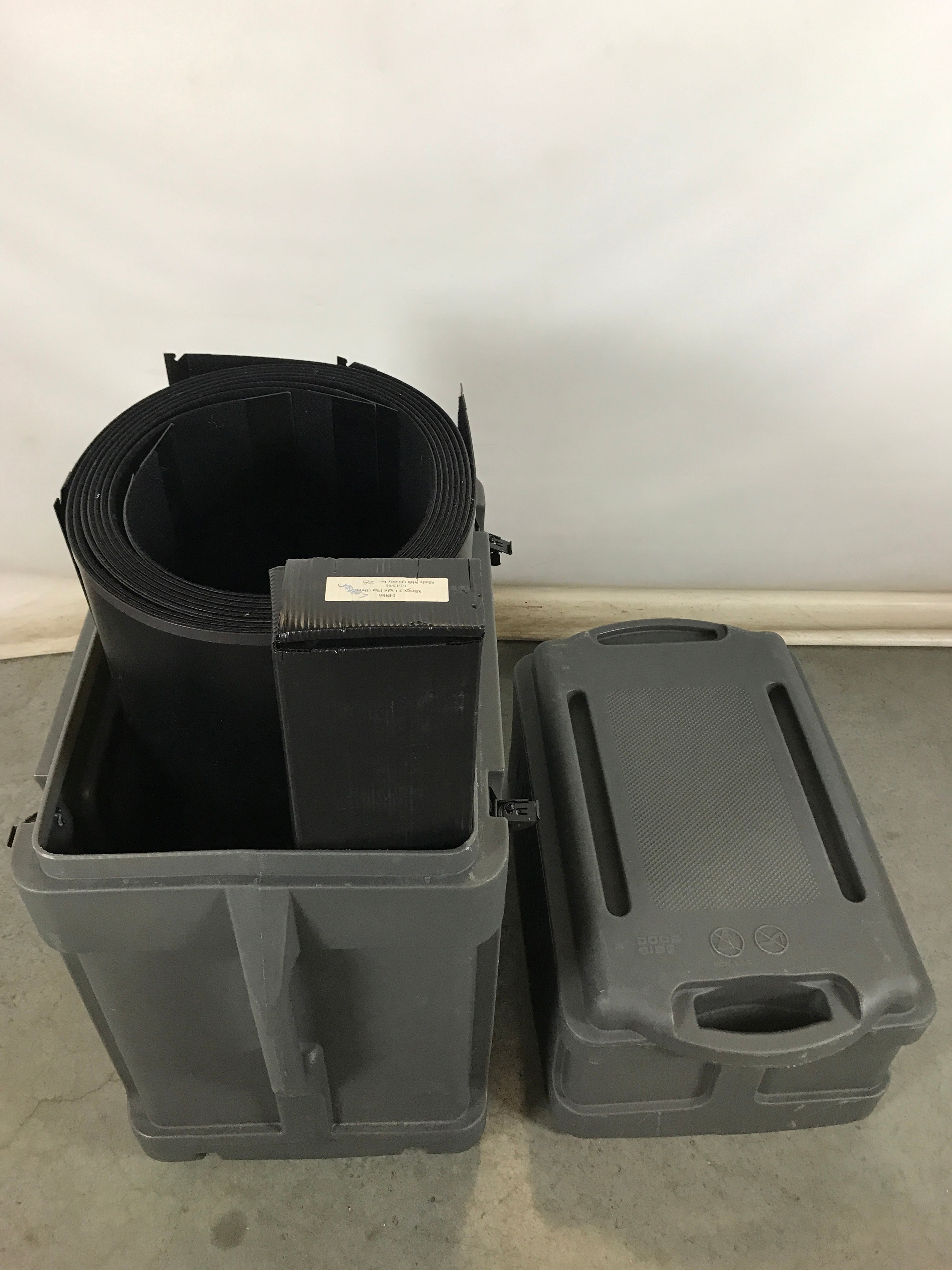 Nimlok Exhibit Display Set With Portable Case