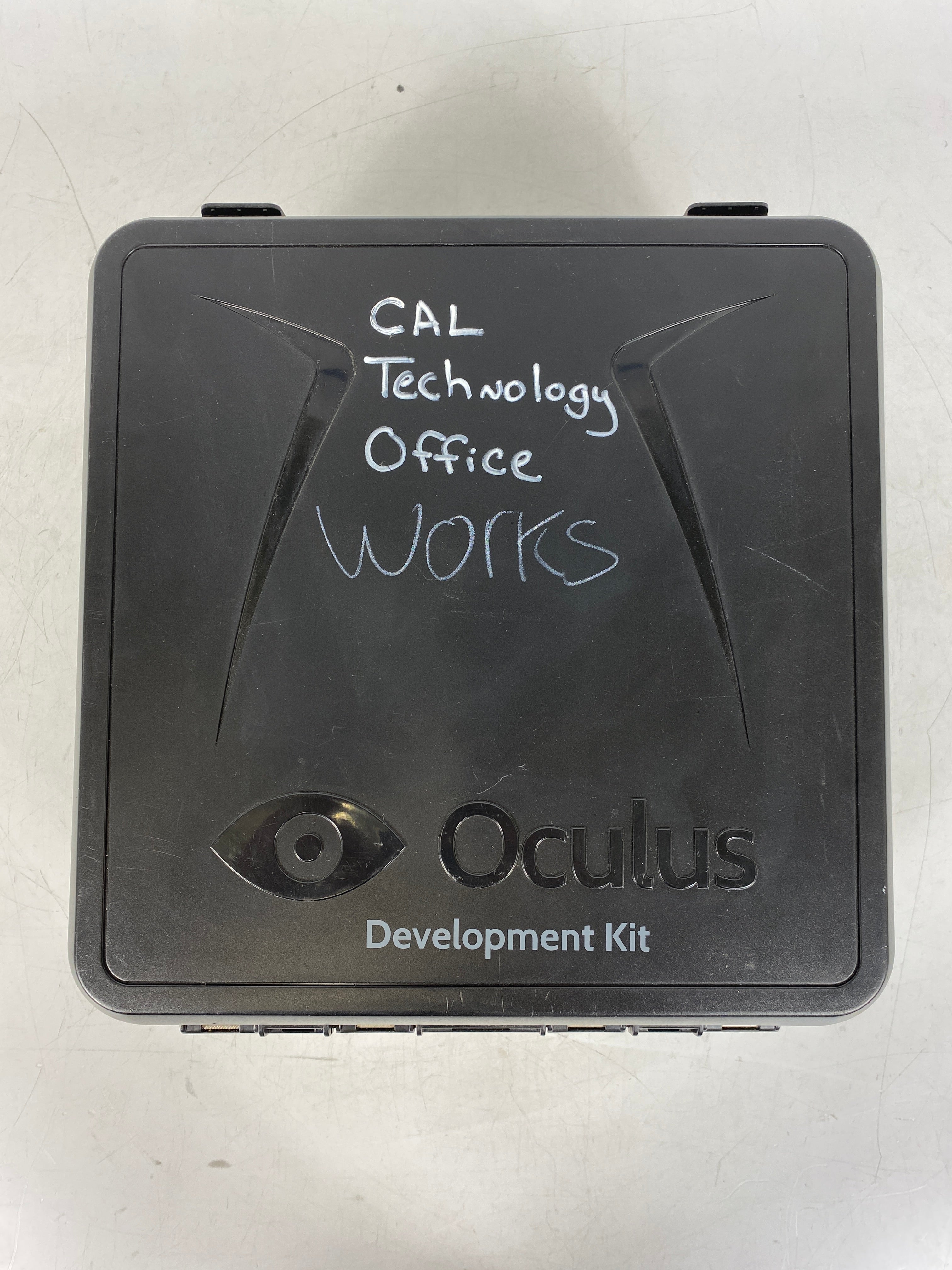 Oculus DK1 Development Kit VR Headset w/ Cables *Damaged Padding*