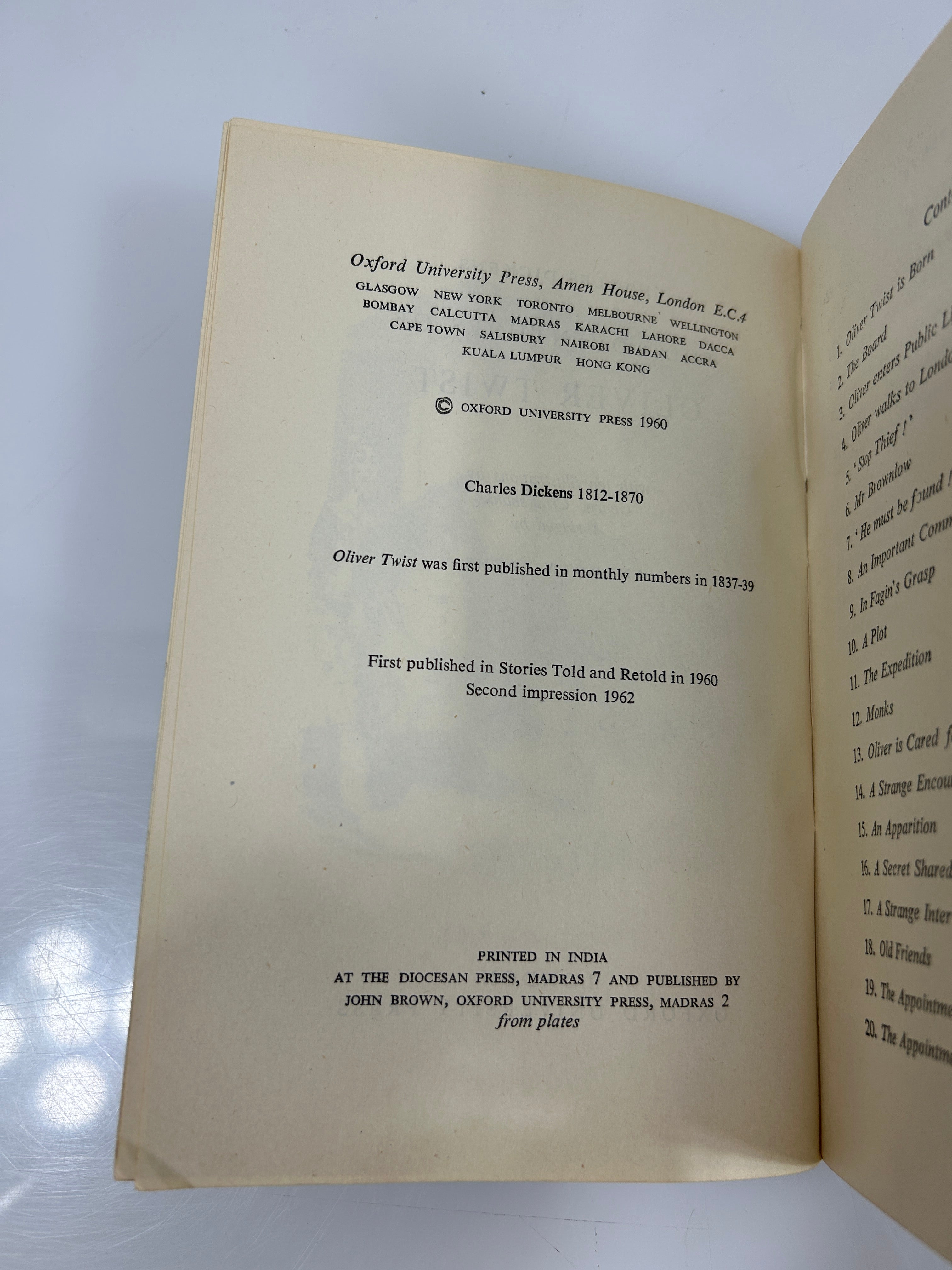 Oliver Twist by Charles Dickens Abridged Ill George Cruikshank Oxford University Press 1960