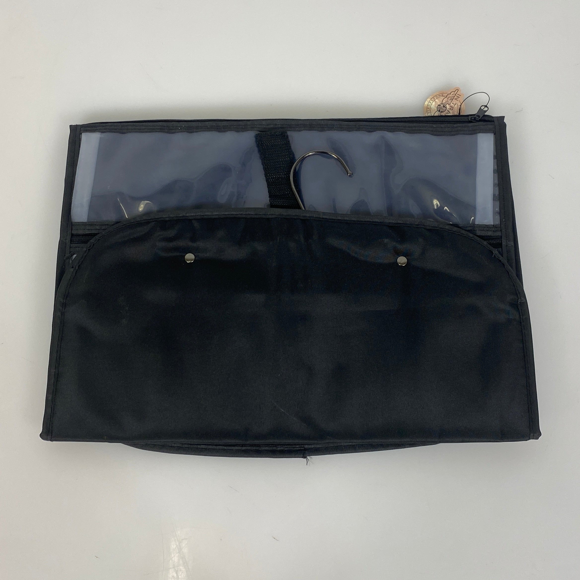"On The Go" Travel Companion 10 Item Compartment Folder/Hanger