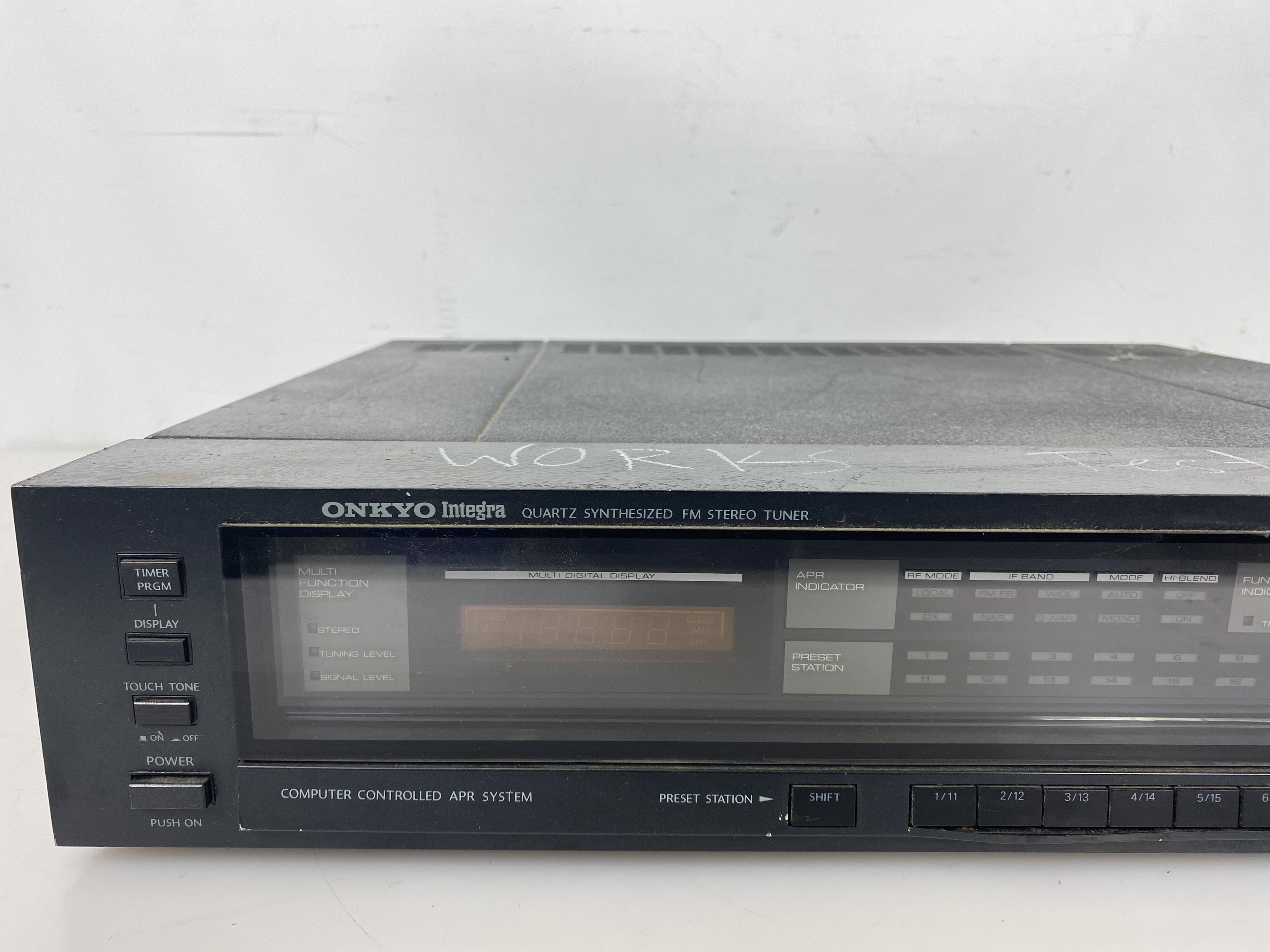 Onkyo T-9090 Quartz Synthesized FM Stereo Tuner