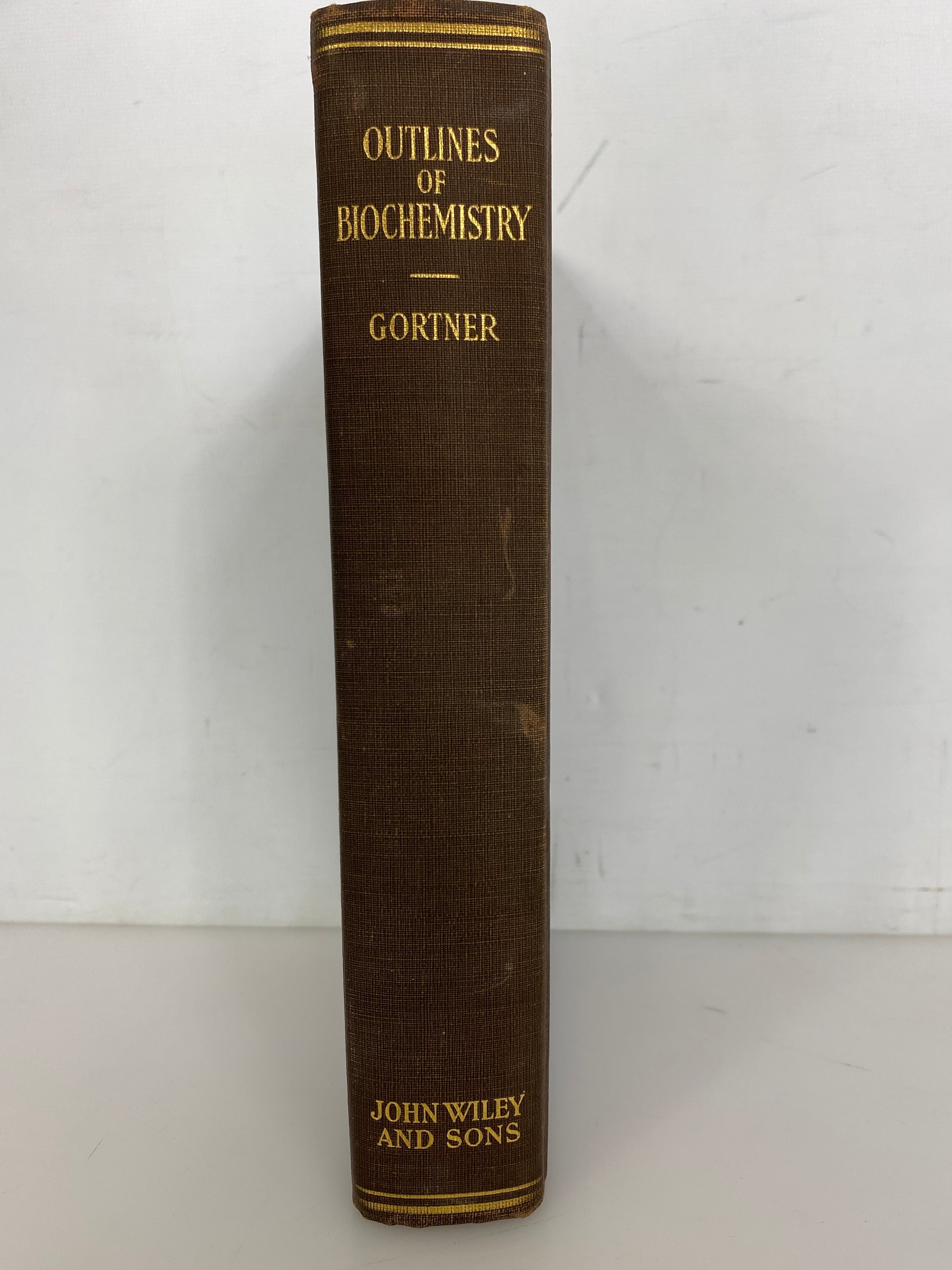 Outlines of Biochemistry by Ross Aiken Gortner 1929 1st Edition HC