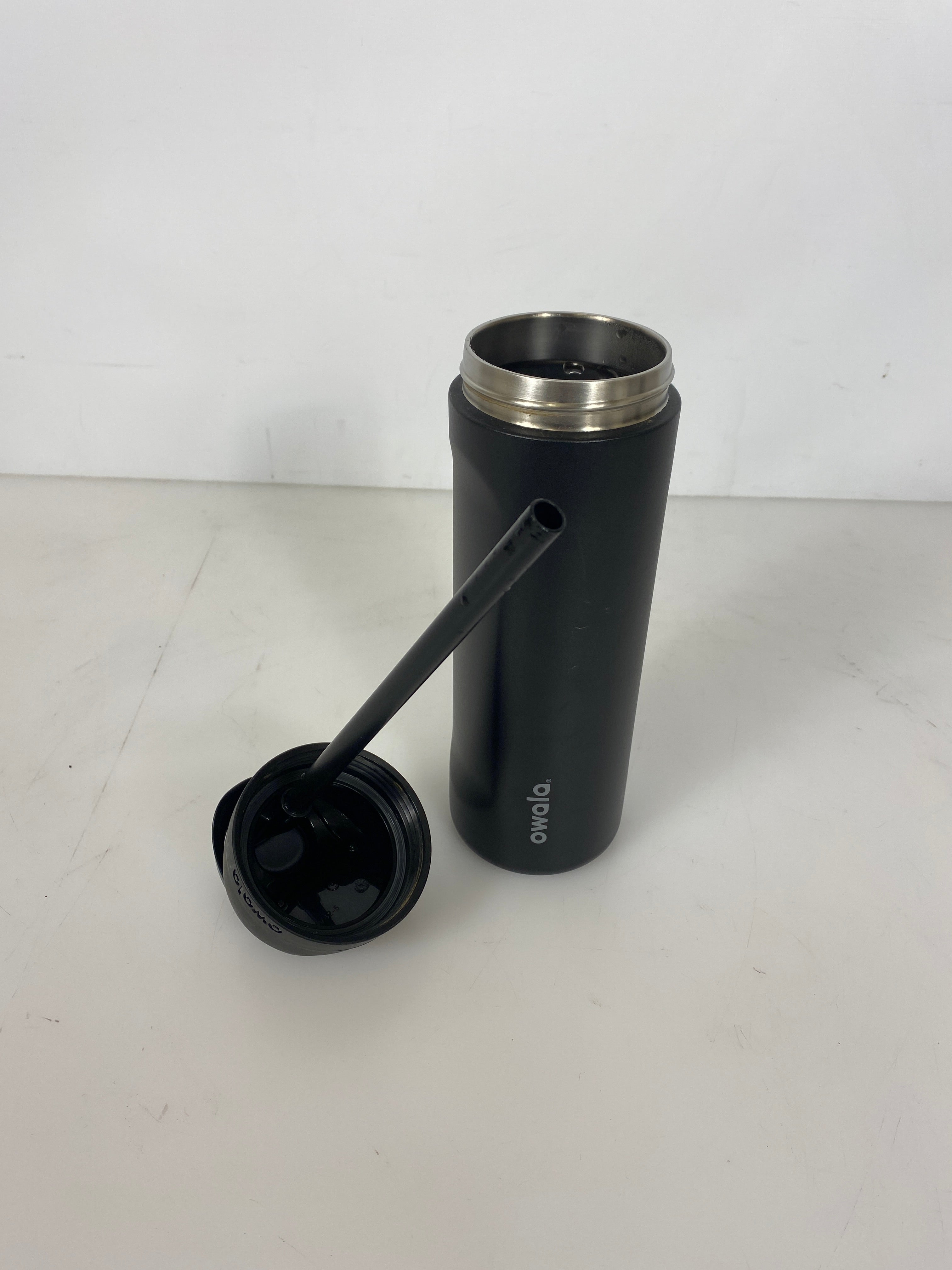 Owala Black Water Bottle 24oz