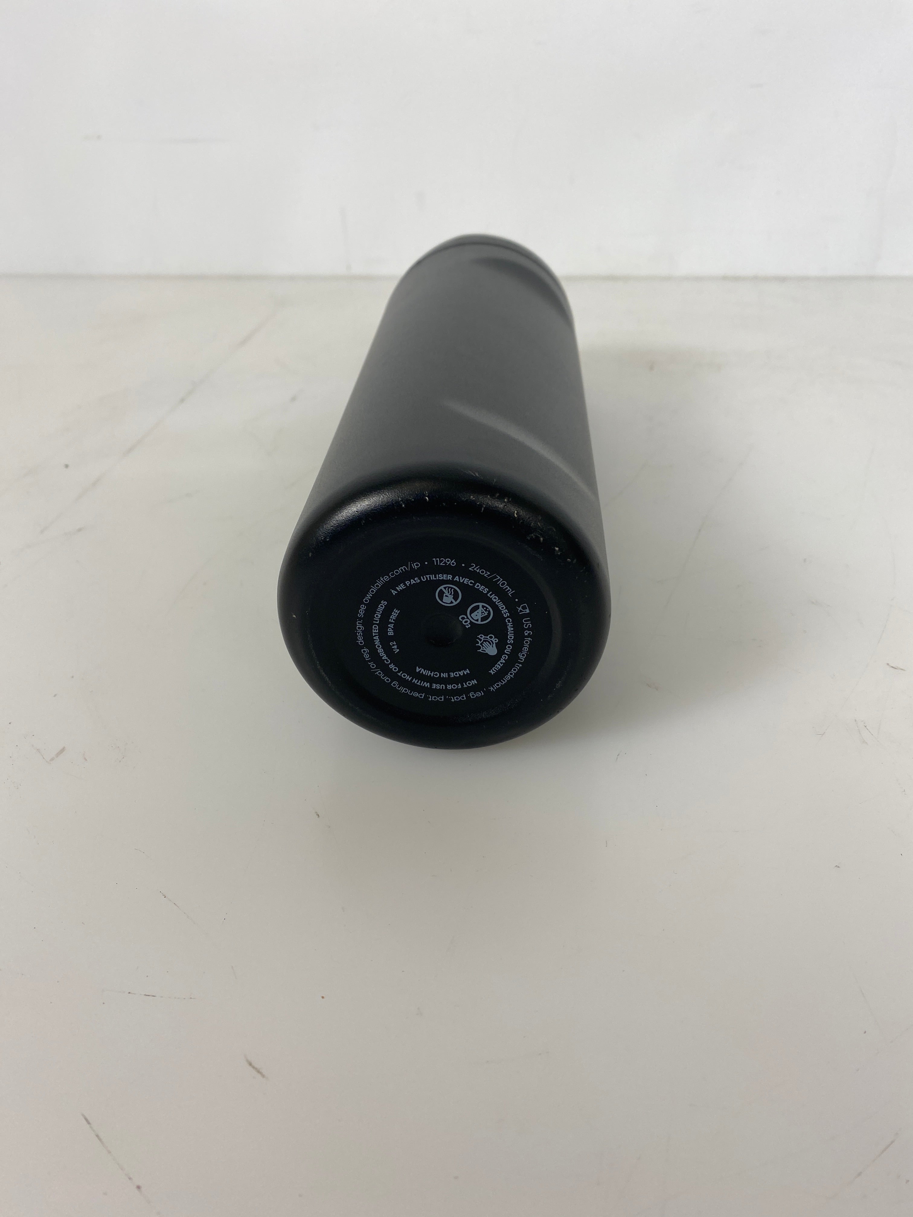 Owala Black Water Bottle 24oz