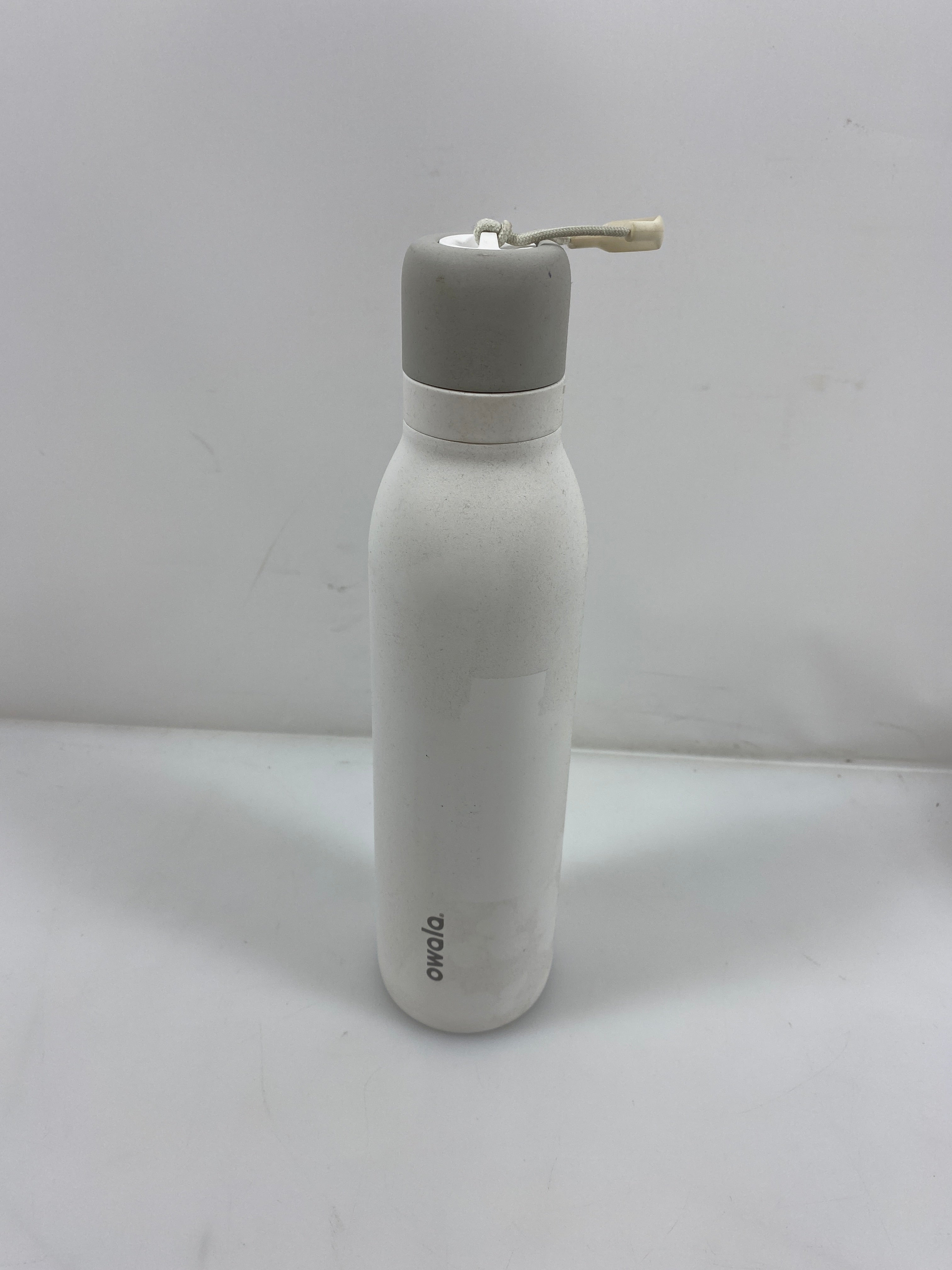 Owala Grey 24oz Free sip Tumbler