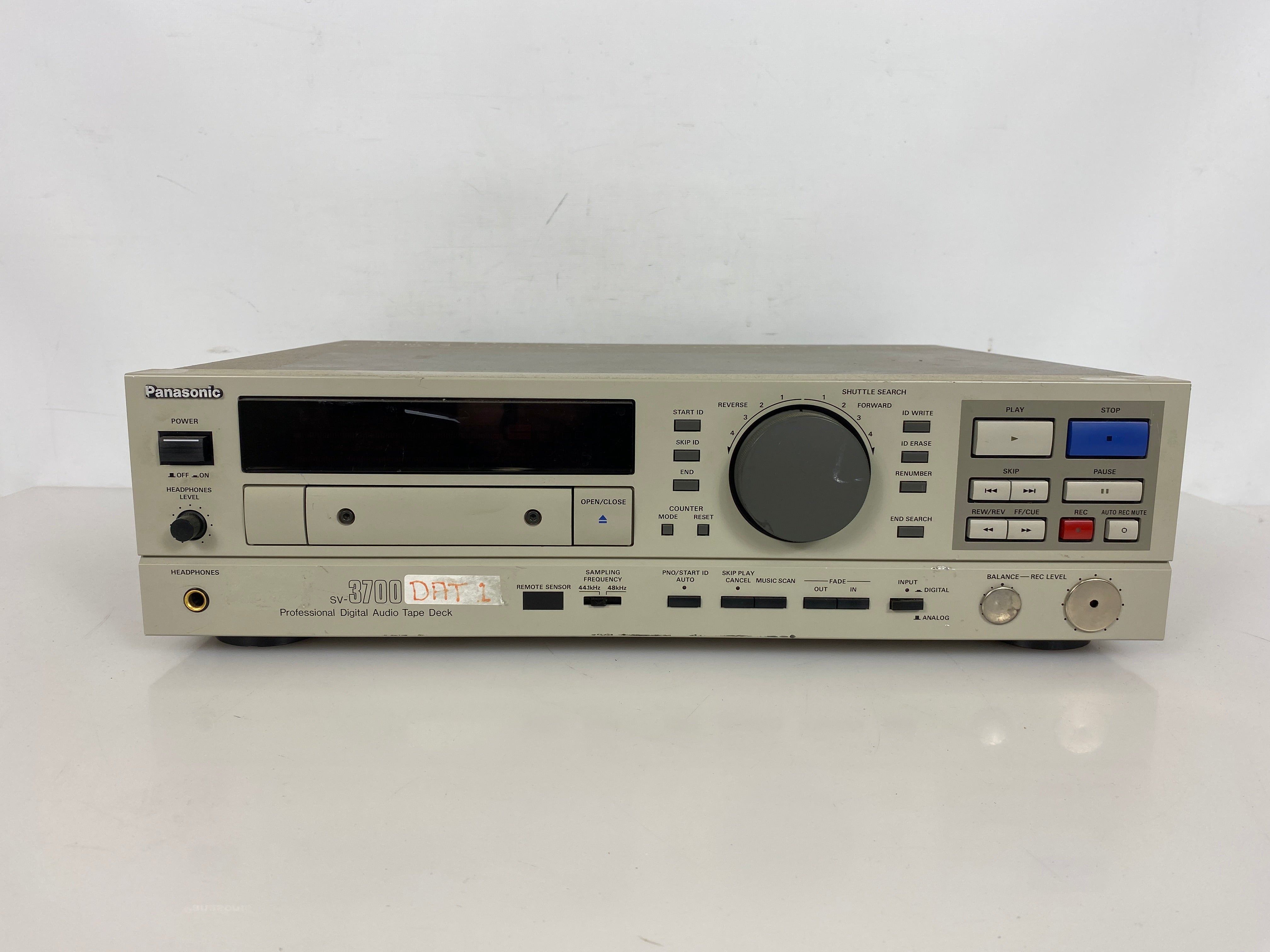 Panasonic SV-3700 Professional Digital Audio Tape Deck *For Parts or Repair*