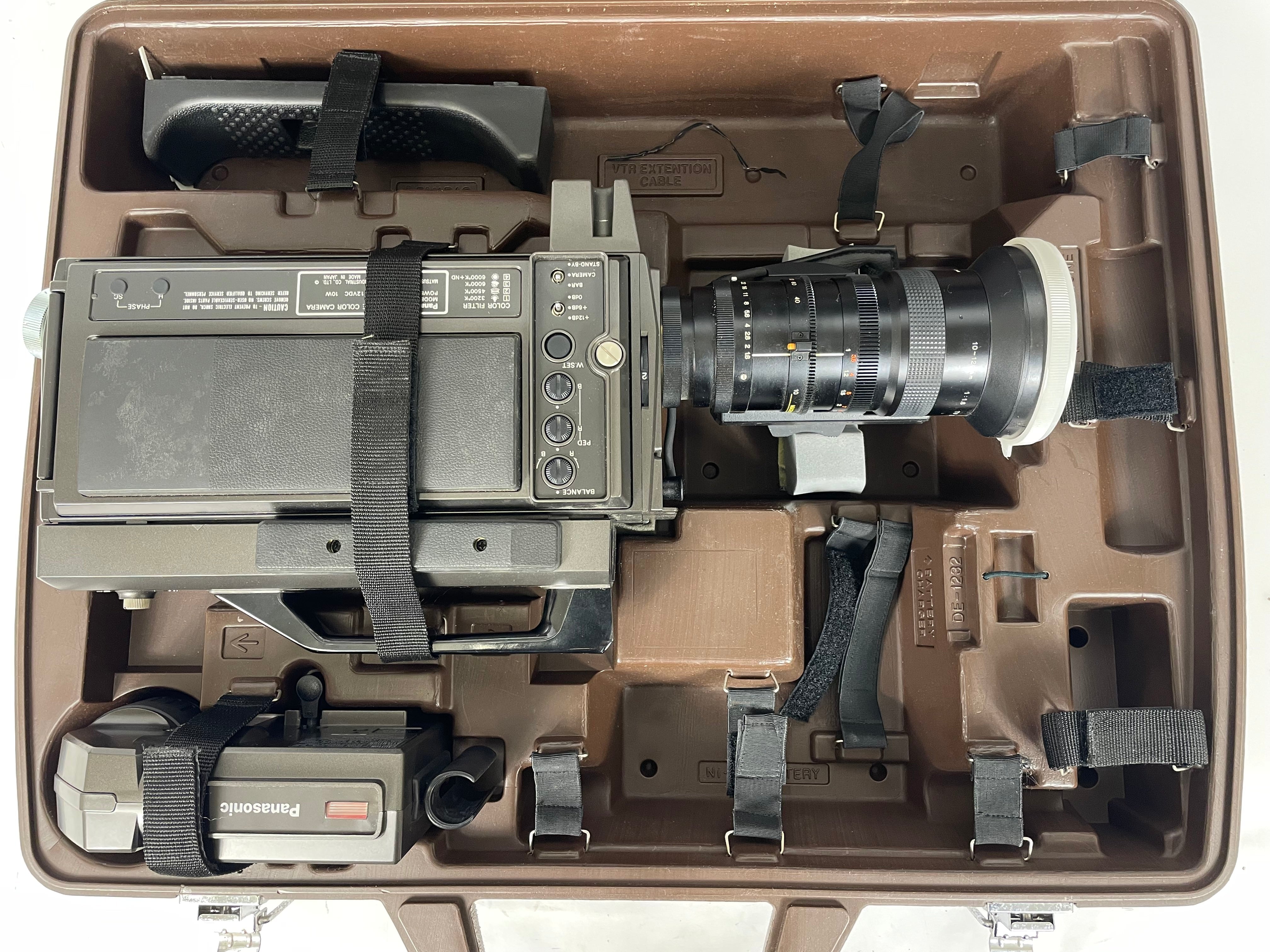Panasonic WV-3990B Color Camera