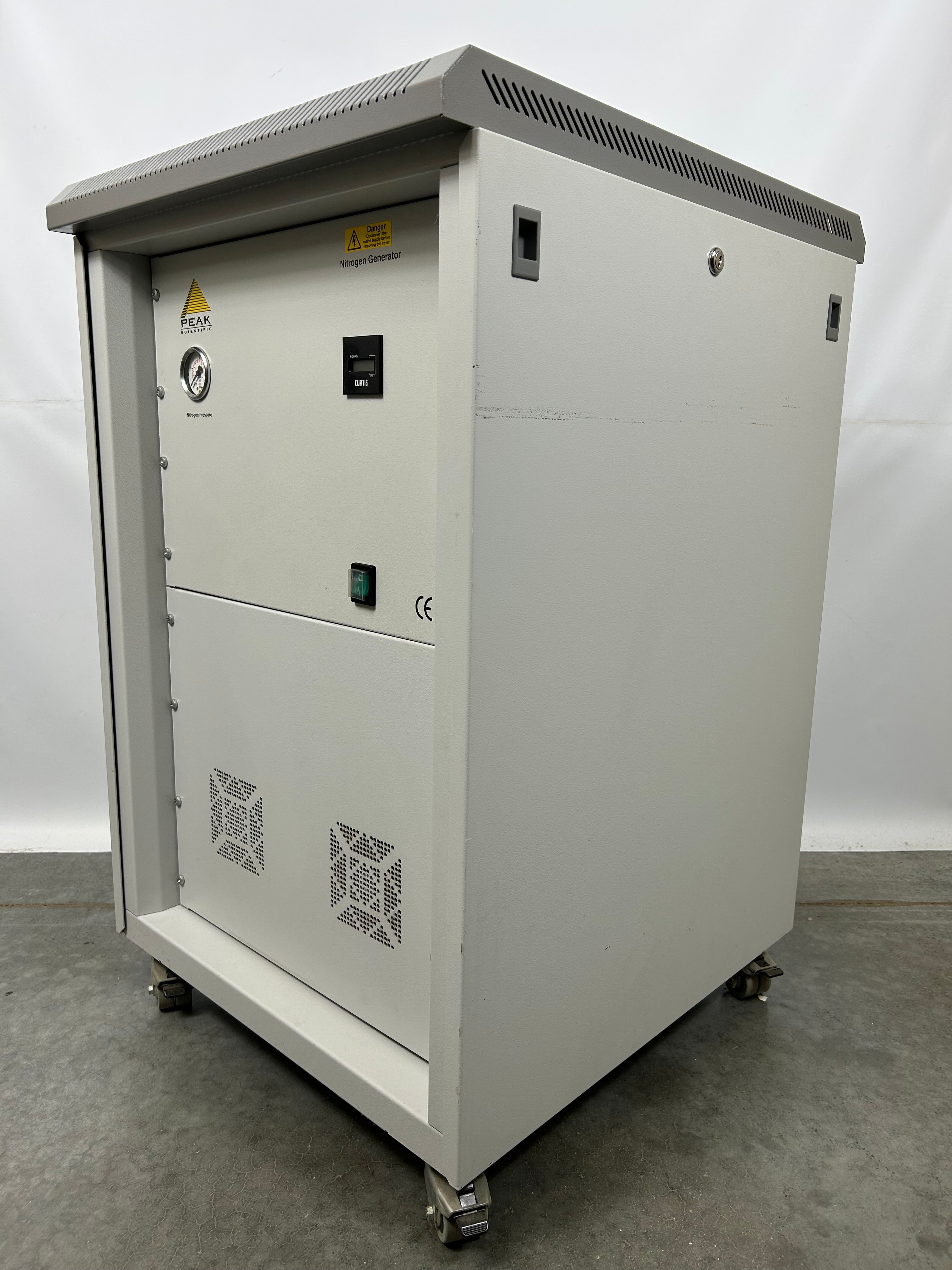 Peak Scientific NM30LA MS Nitrogen Generator