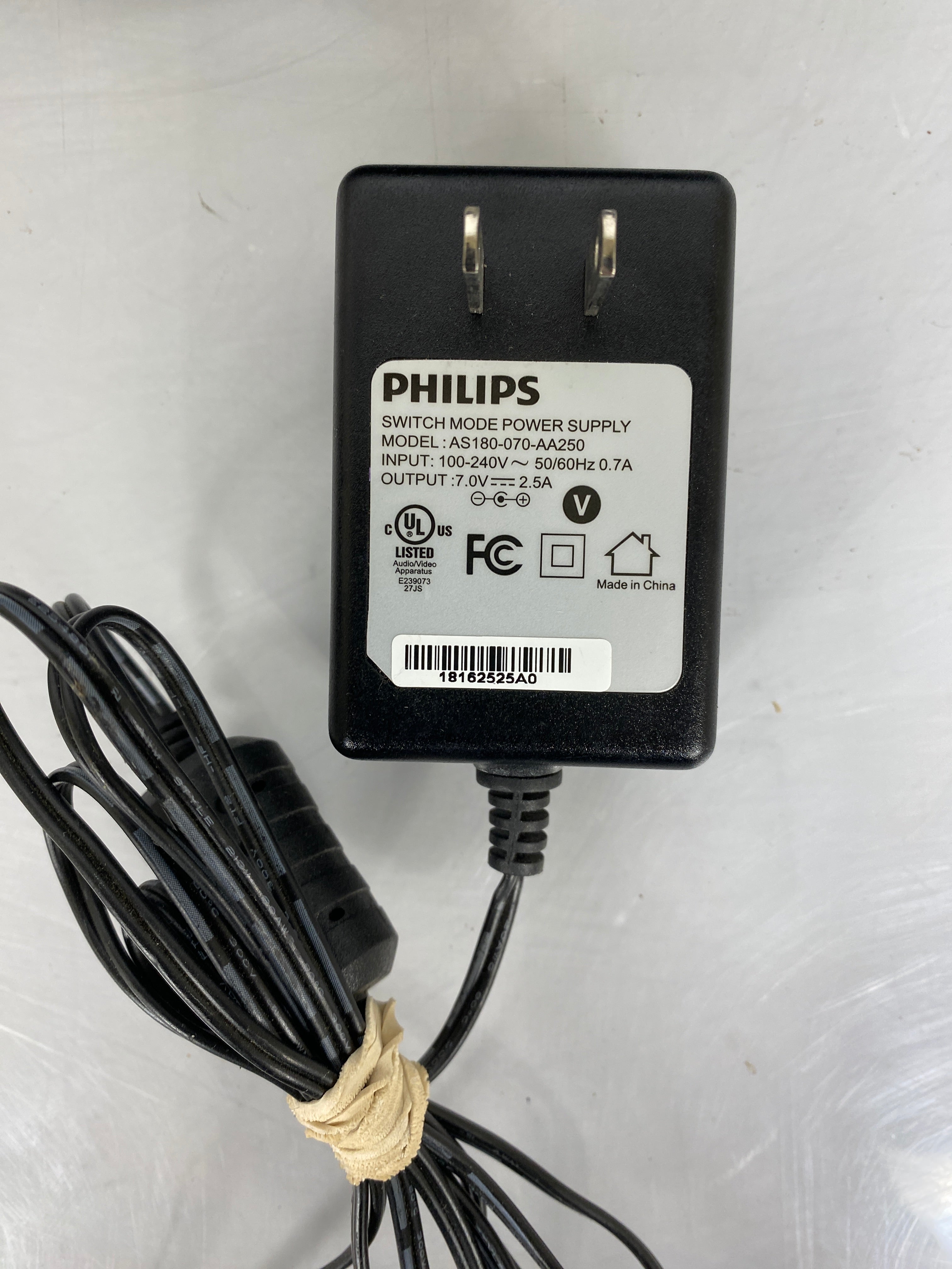 Philips AJ7040D/37 Docking Station for iPhone/iPod