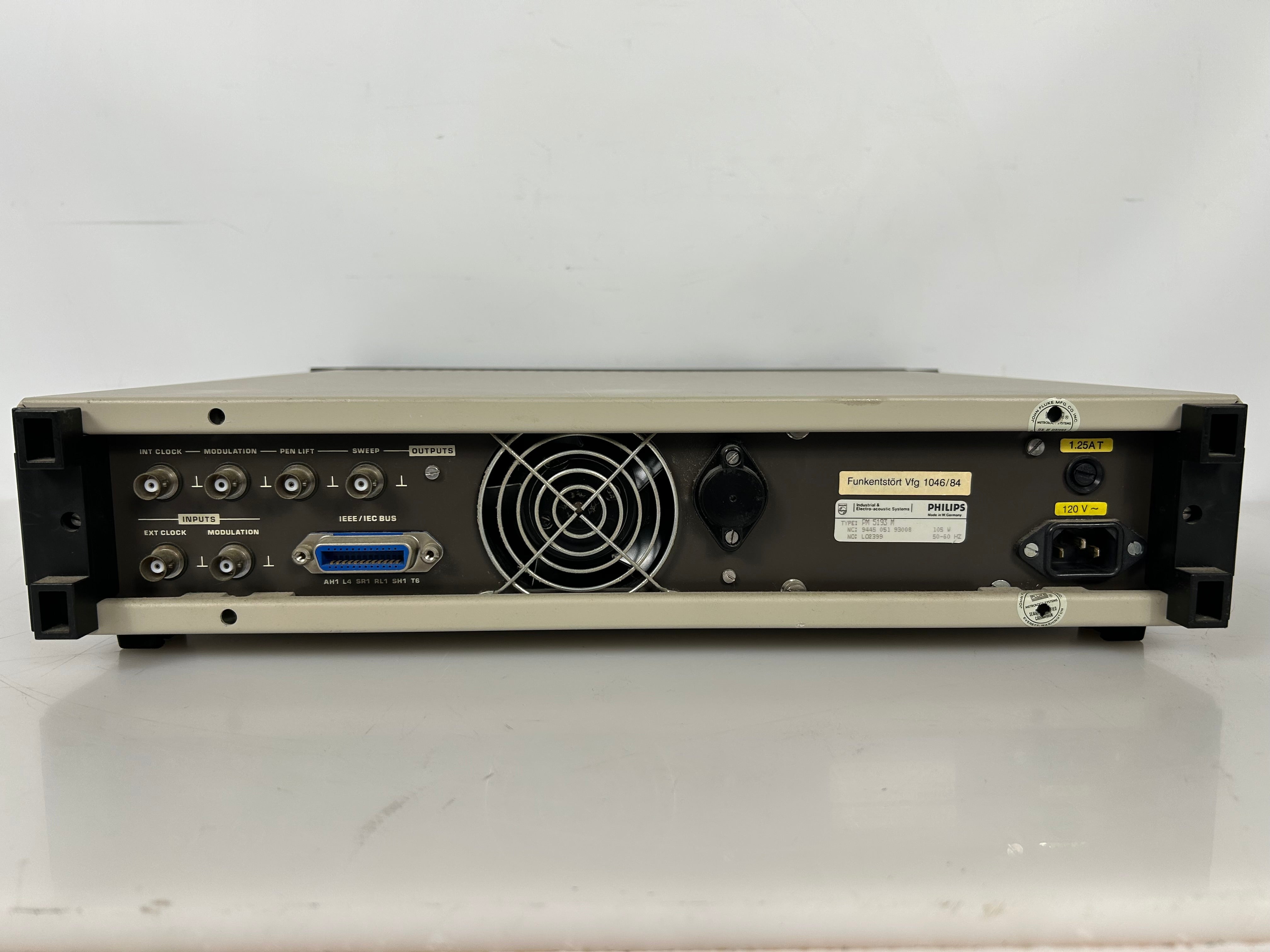 Phillips PM5193 Programmable Synthesizer/Function Generator *Untested*