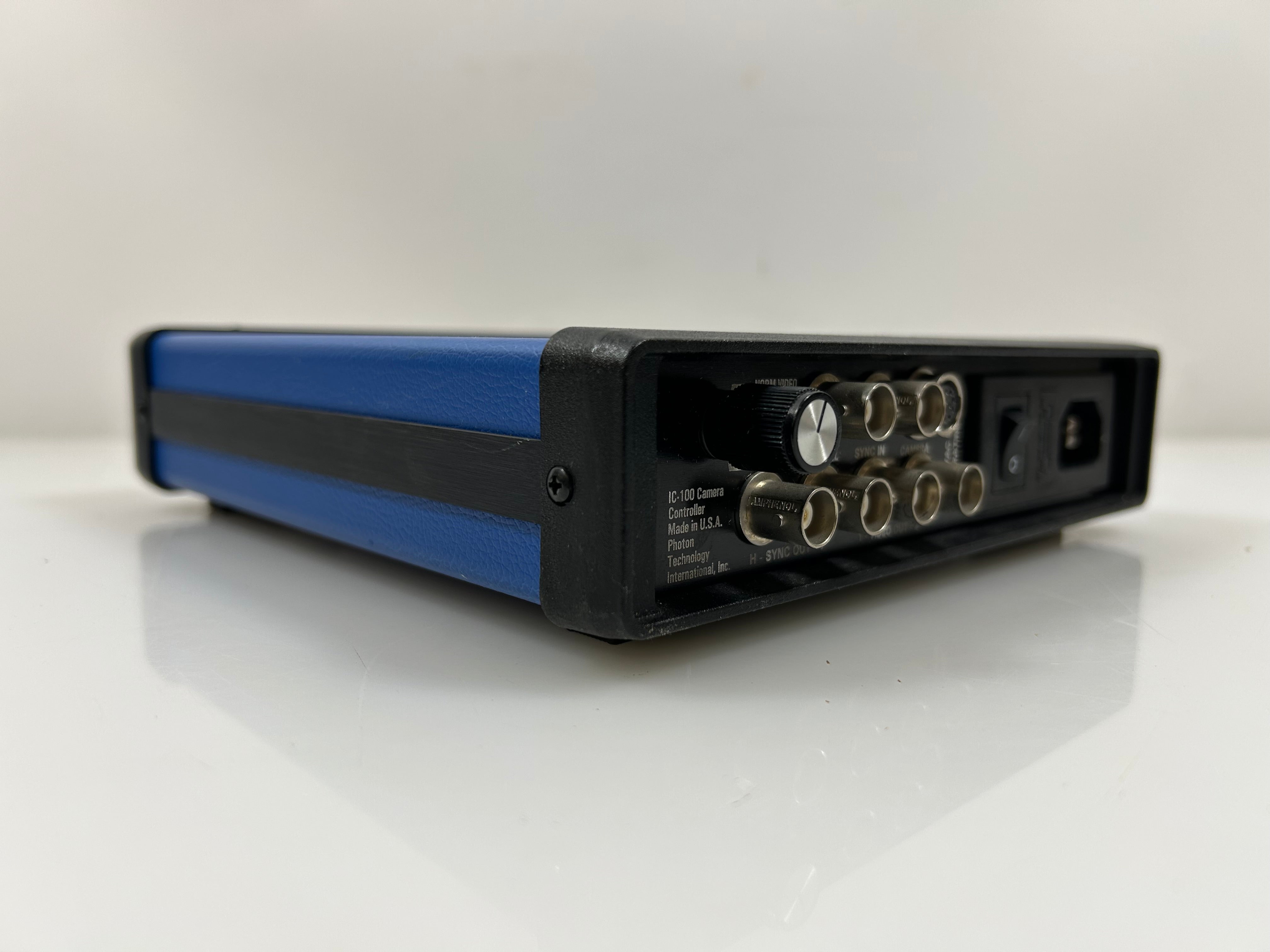 Photometrics PTI IC-100 Microscope Controller