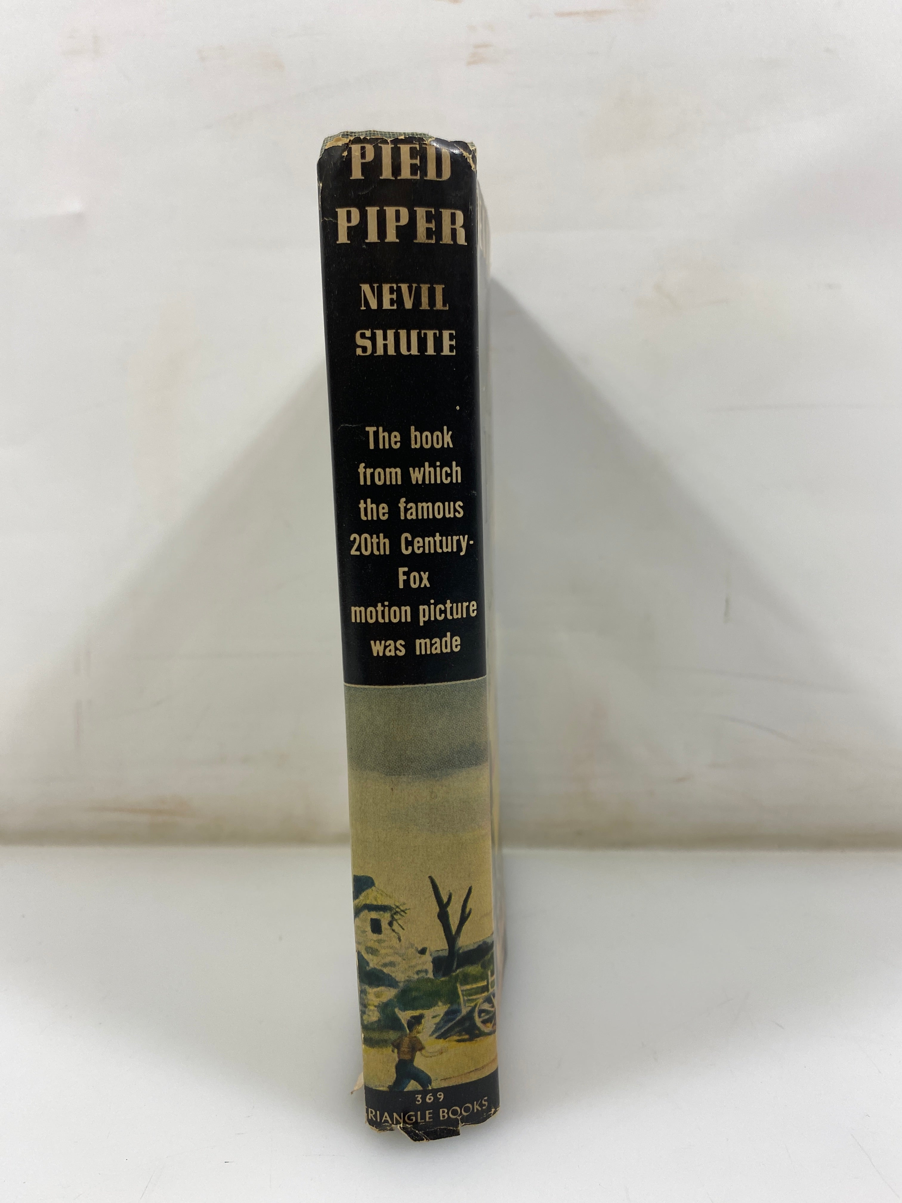 Pied Piper Nevil Shute Triangle Books 1942 HCDJ