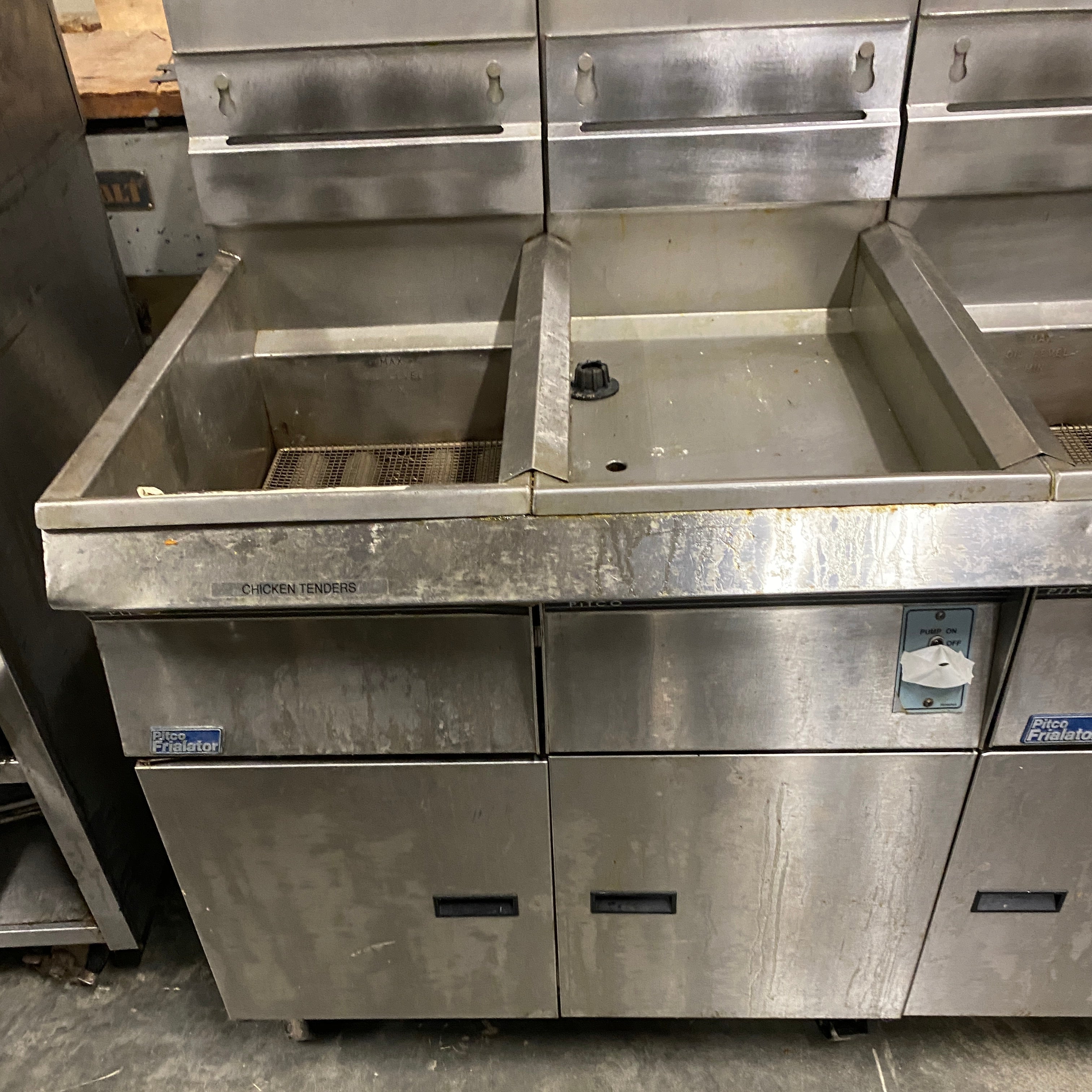 Pitco "Frialator" #F1488-V Double Oil Fryer
