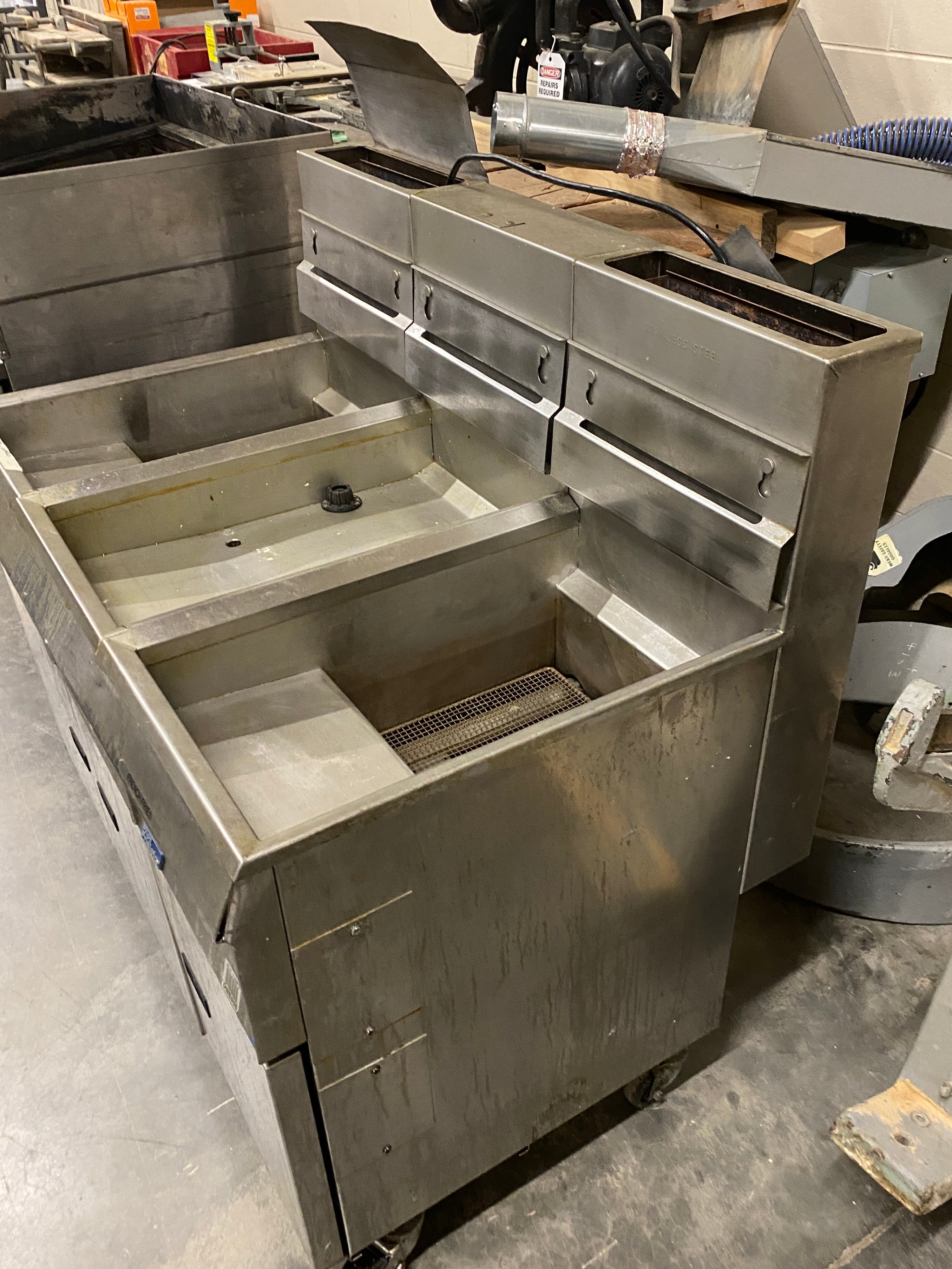 Pitco "Frialator" #F1488-V Double Oil Fryer