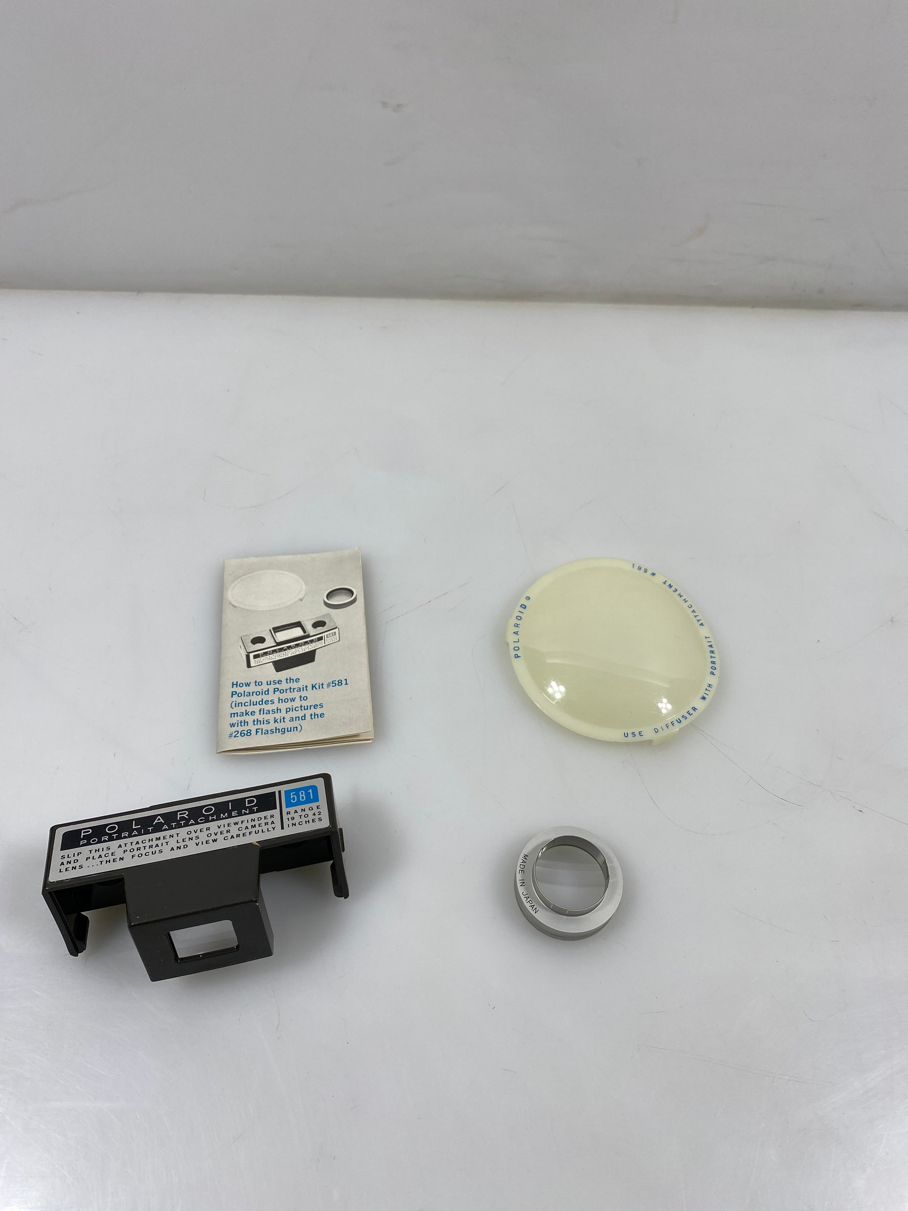 Polaroid Portrait Kit #581