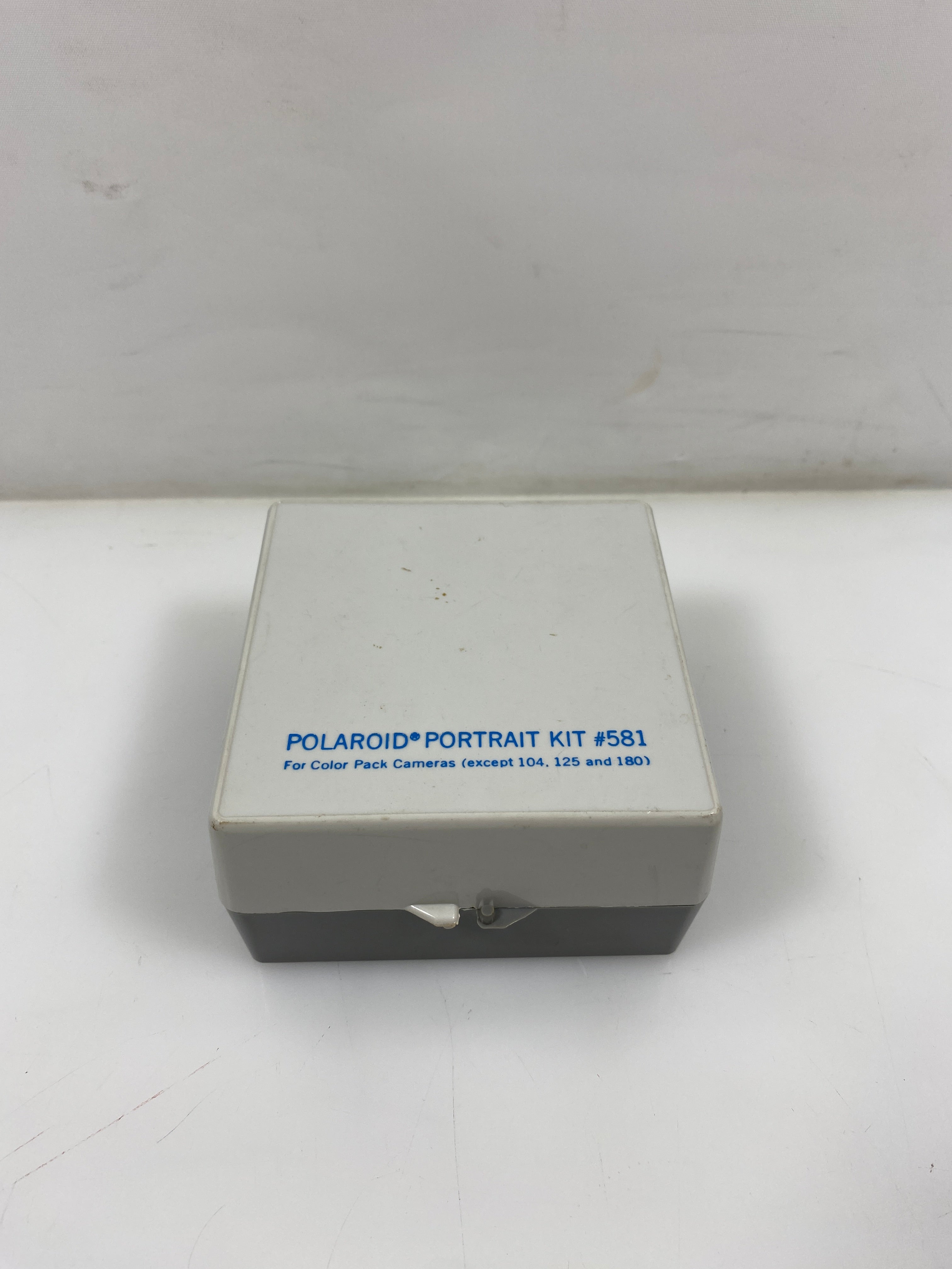 Polaroid Portrait Kit #581
