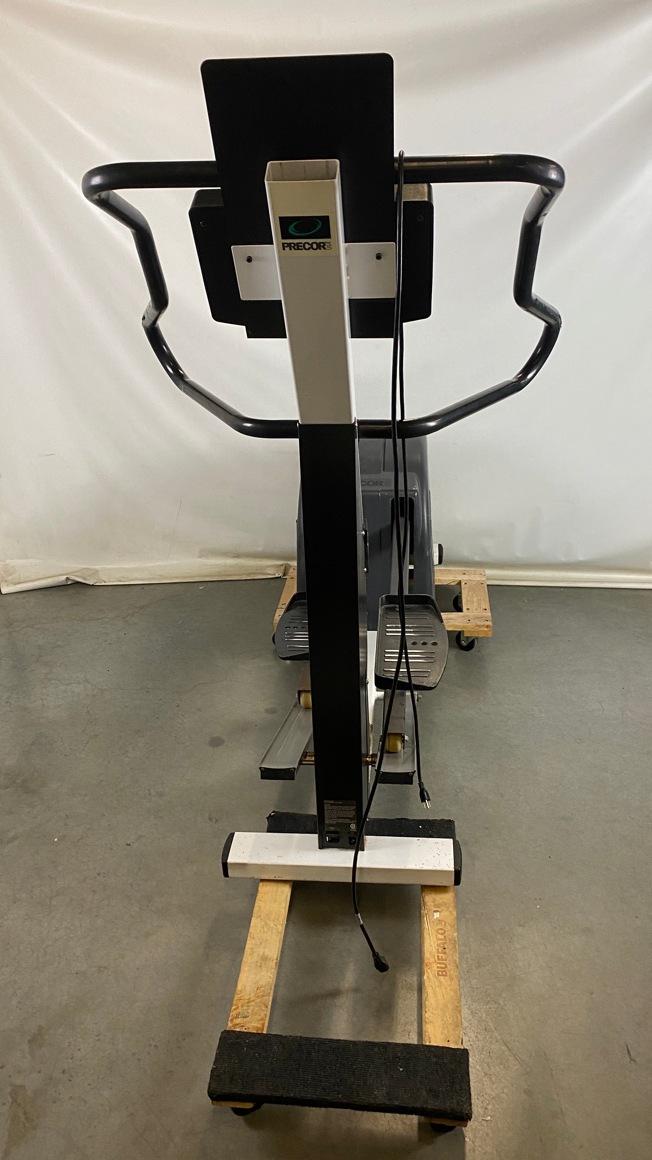 Precor #EFX544 Elliptical Fitness Cross Trainer