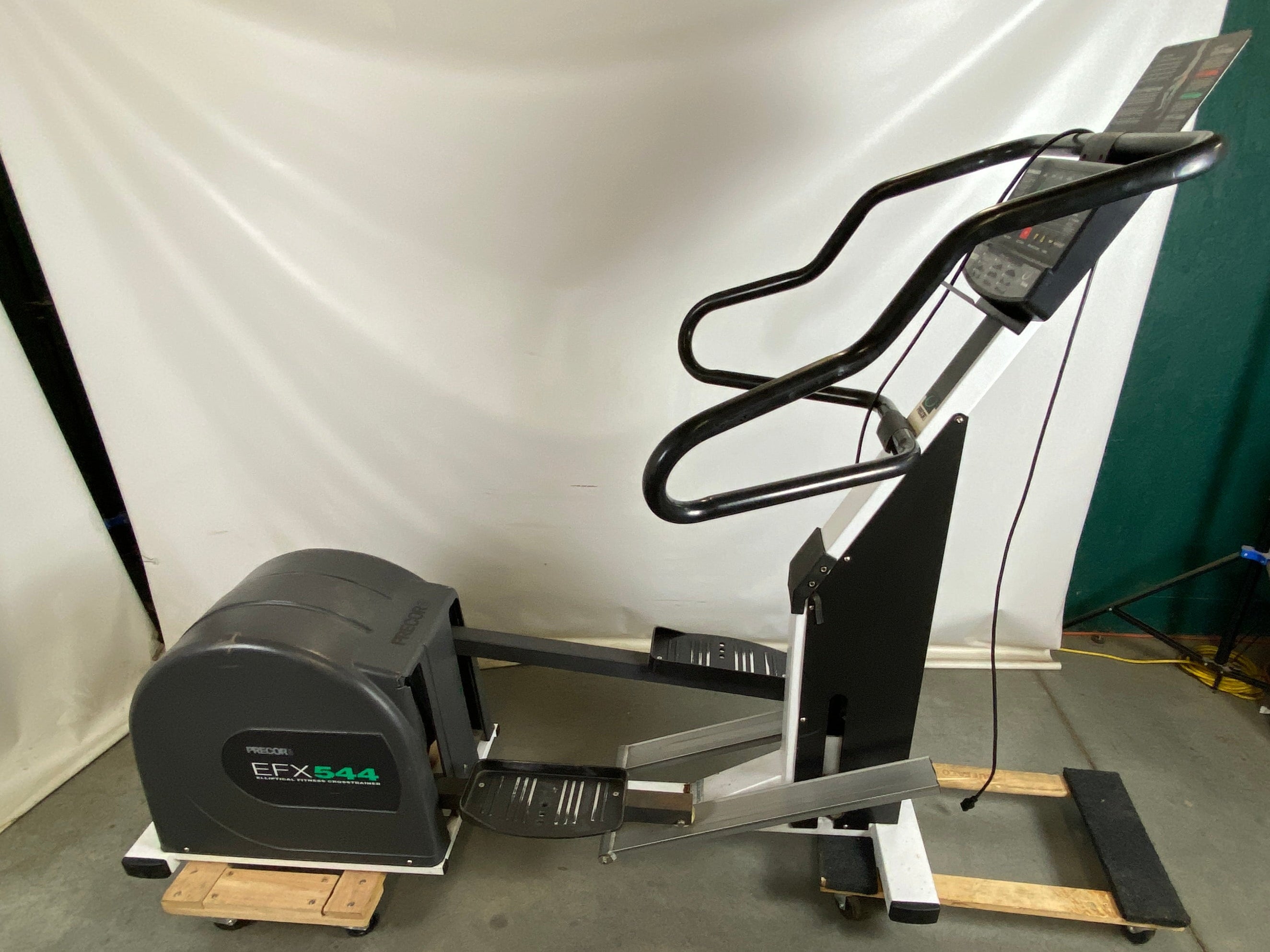 Precor #EFX544 Elliptical Fitness Cross Trainer