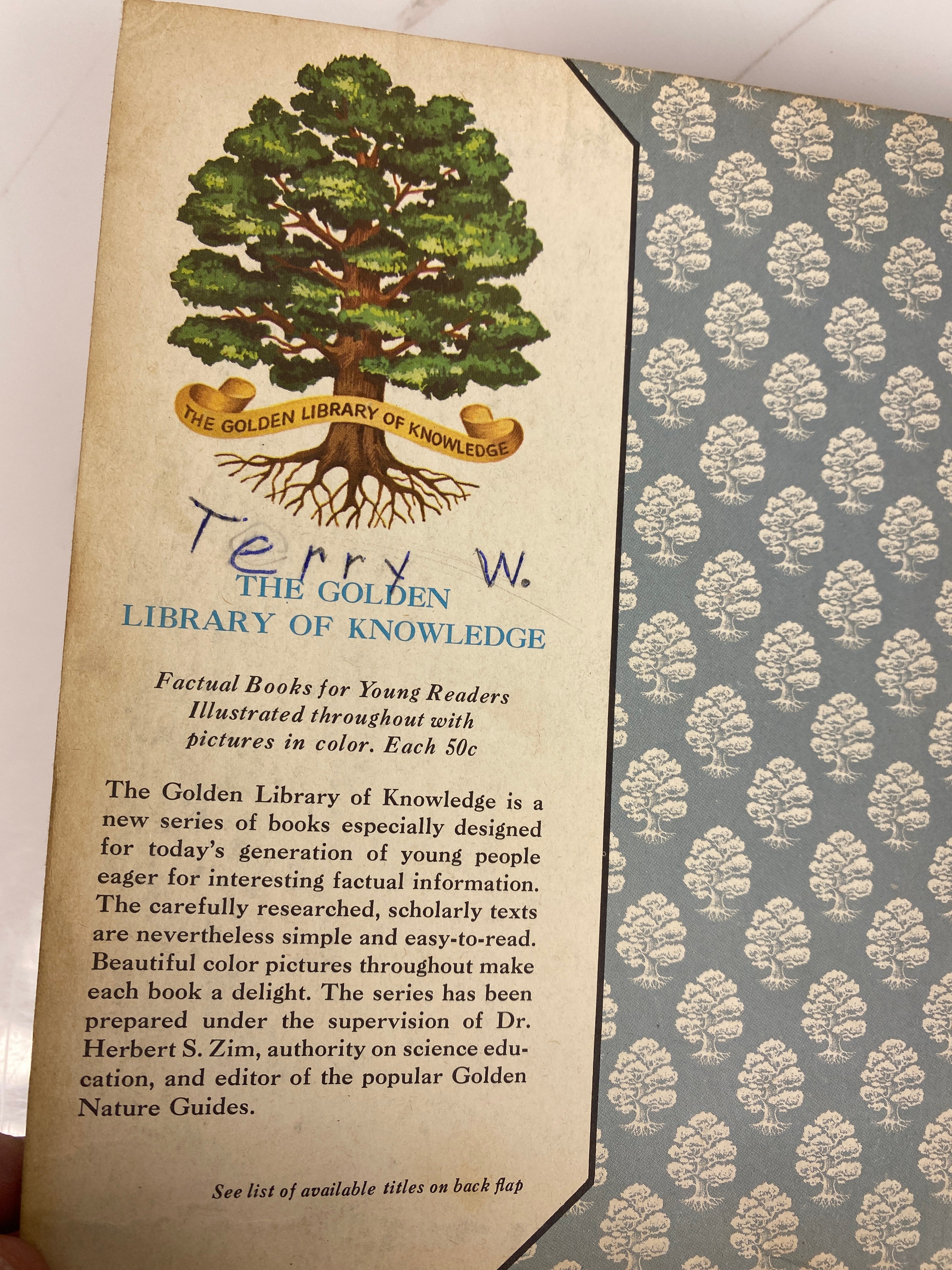 Prehistoric Animals Golden Library of Knowledge 1958